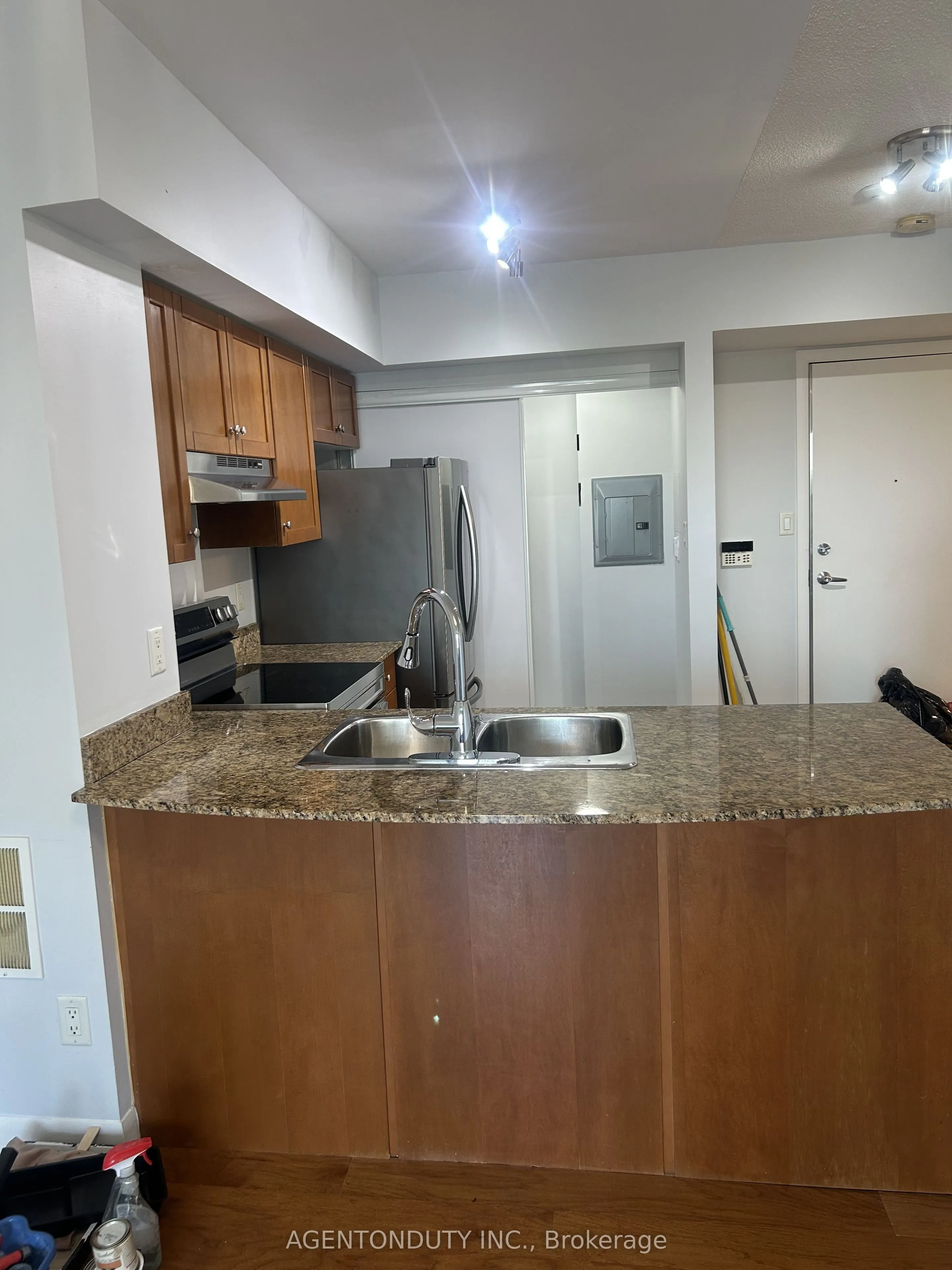 313 Richmond Street E #PH54