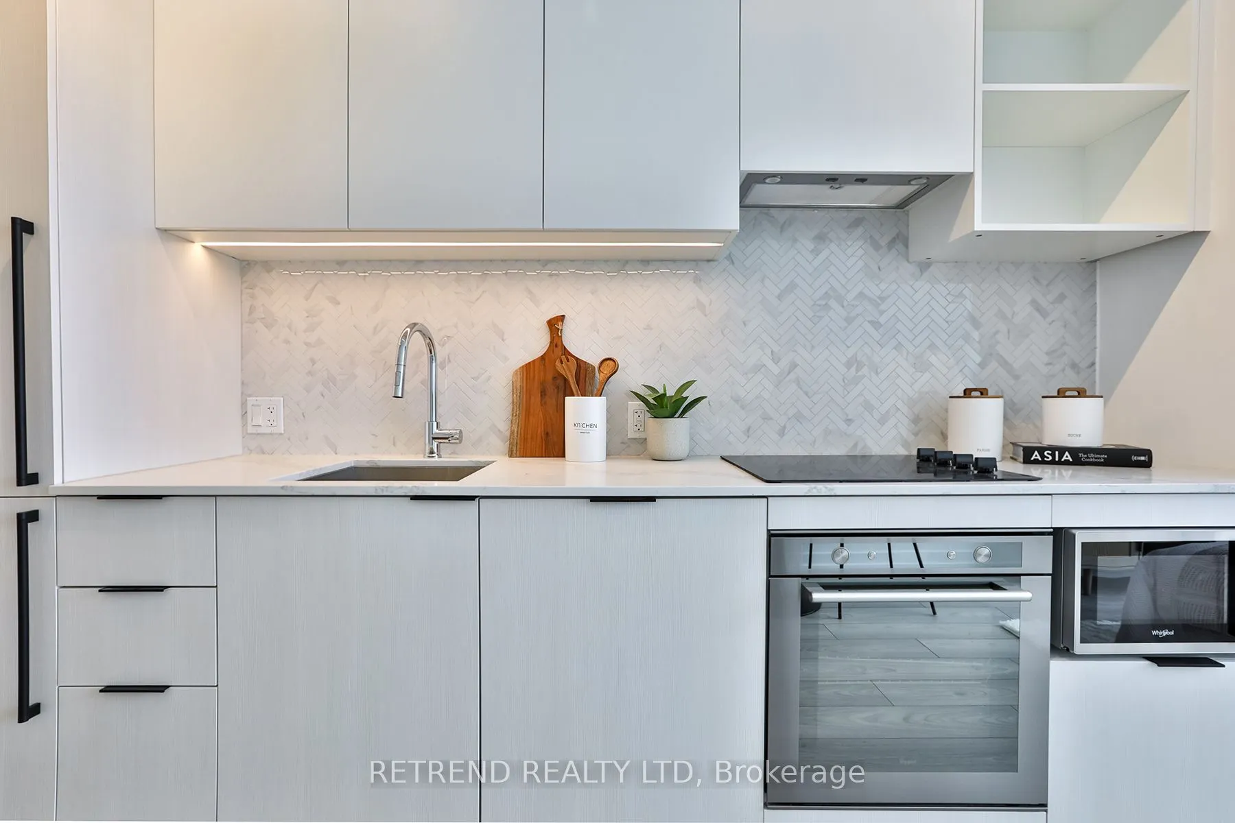 82 Dalhousie Street #PH08