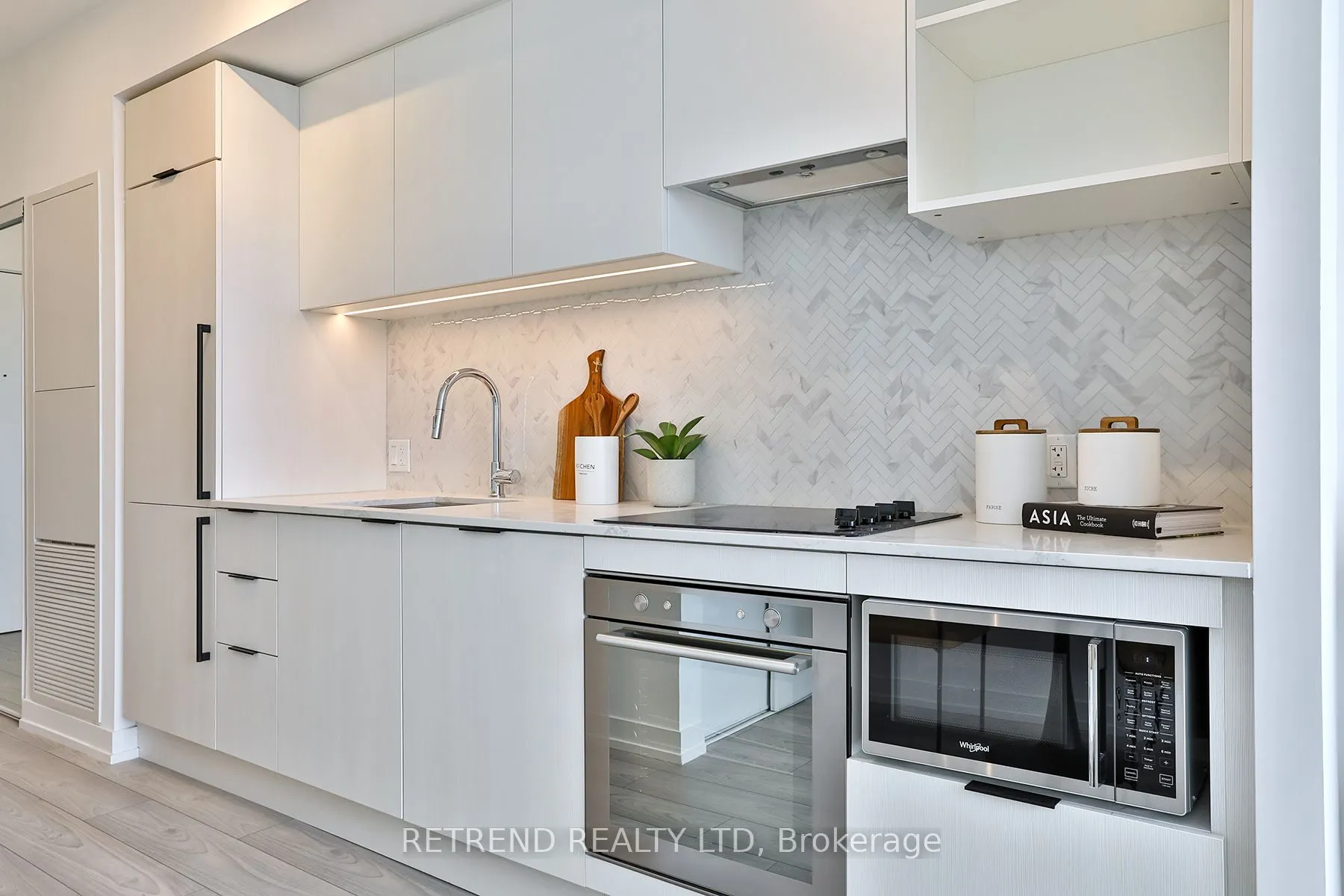 82 Dalhousie Street #PH08