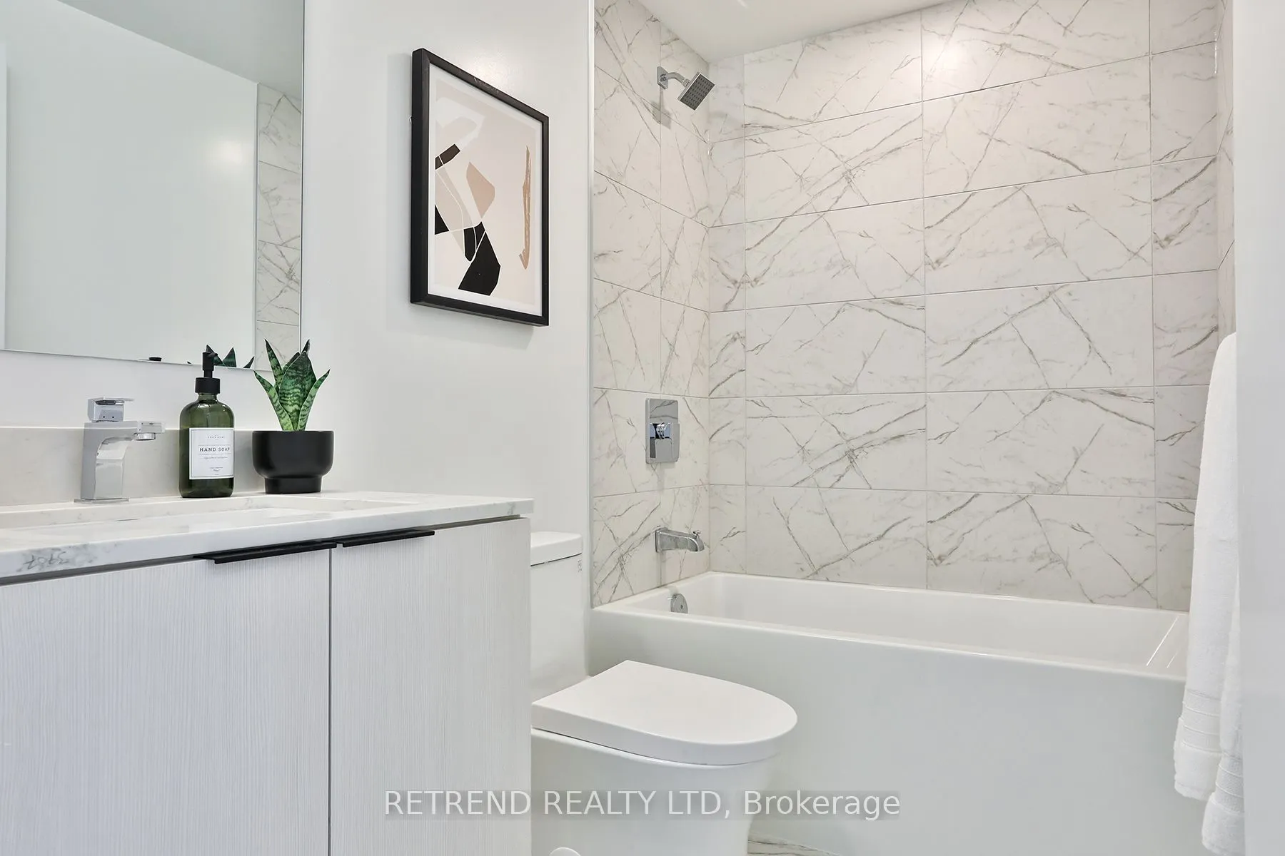 82 Dalhousie Street #PH08