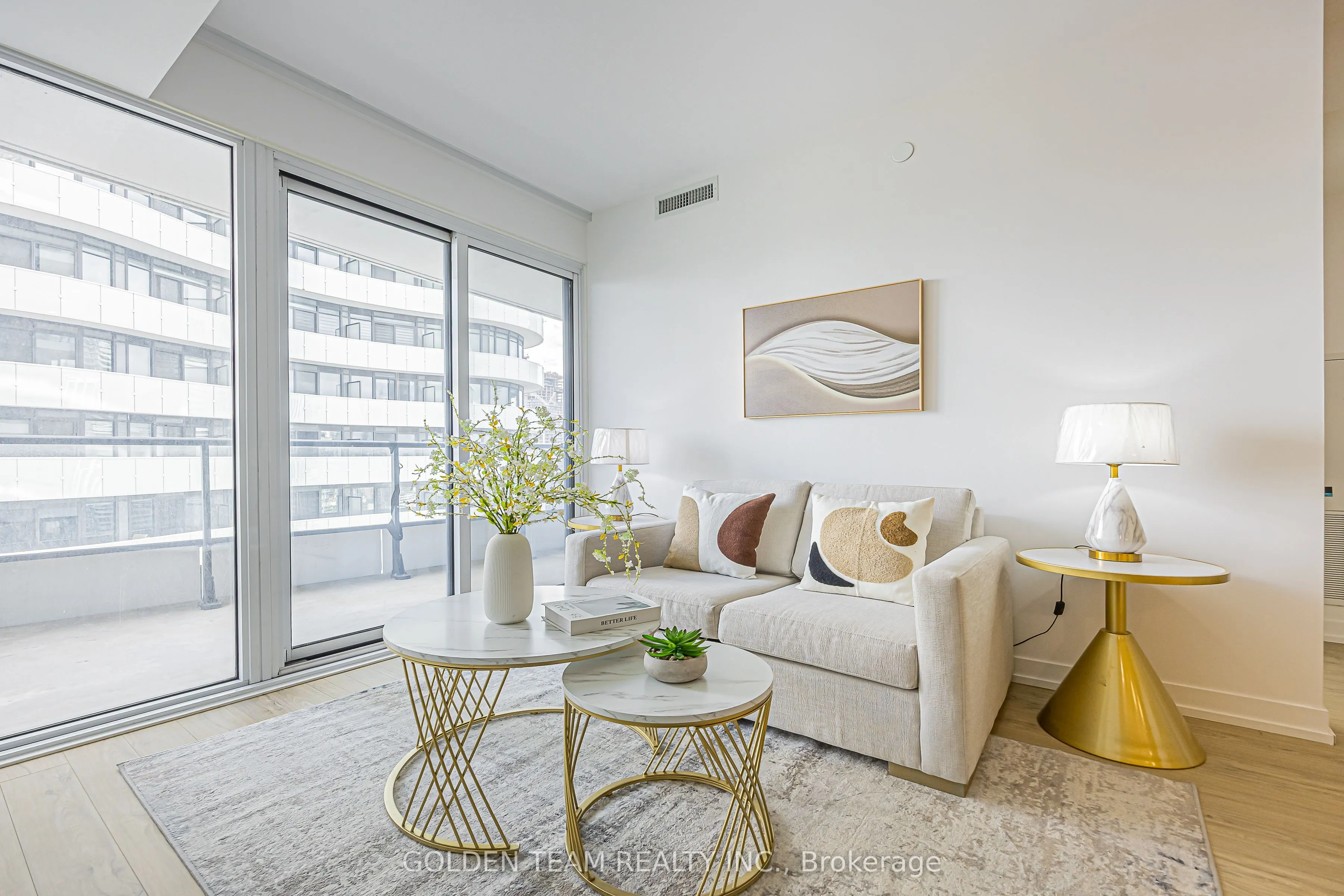 85 Wood Street #3802