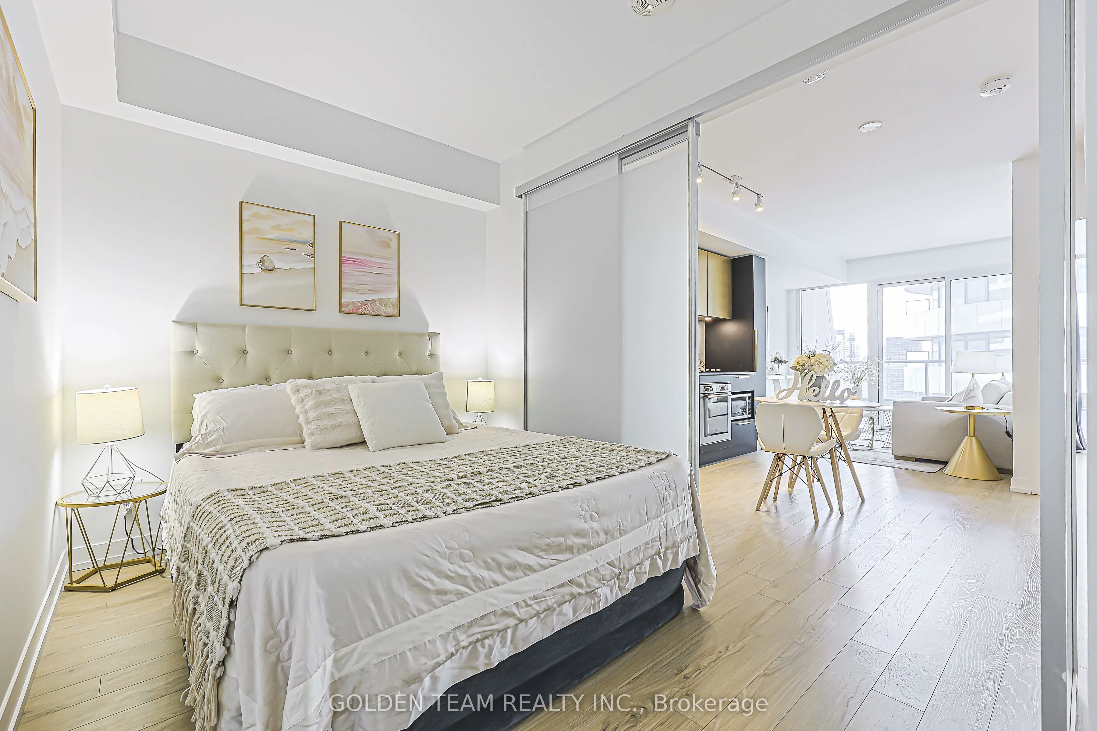 85 Wood Street #3802
