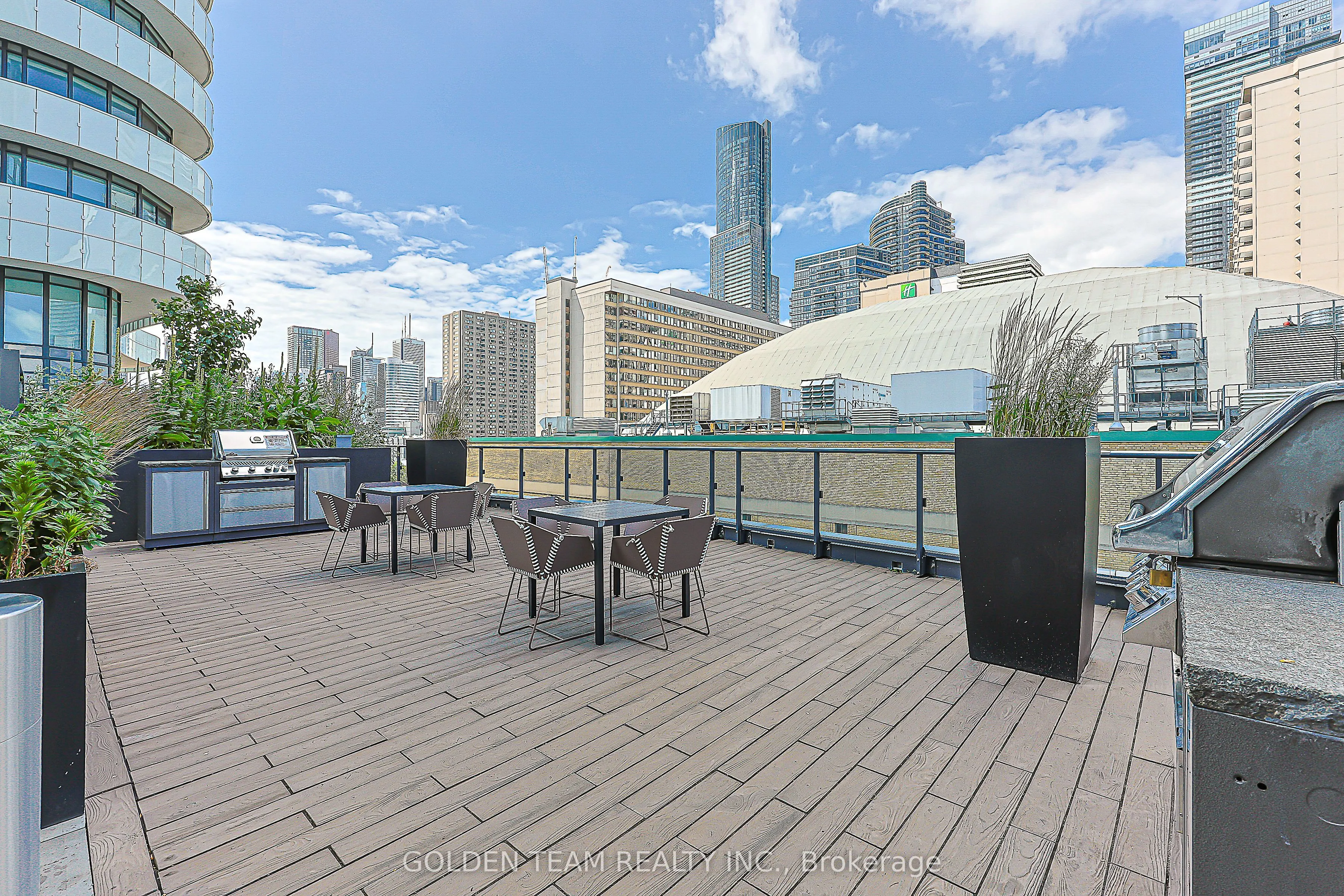 85 Wood Street #3802