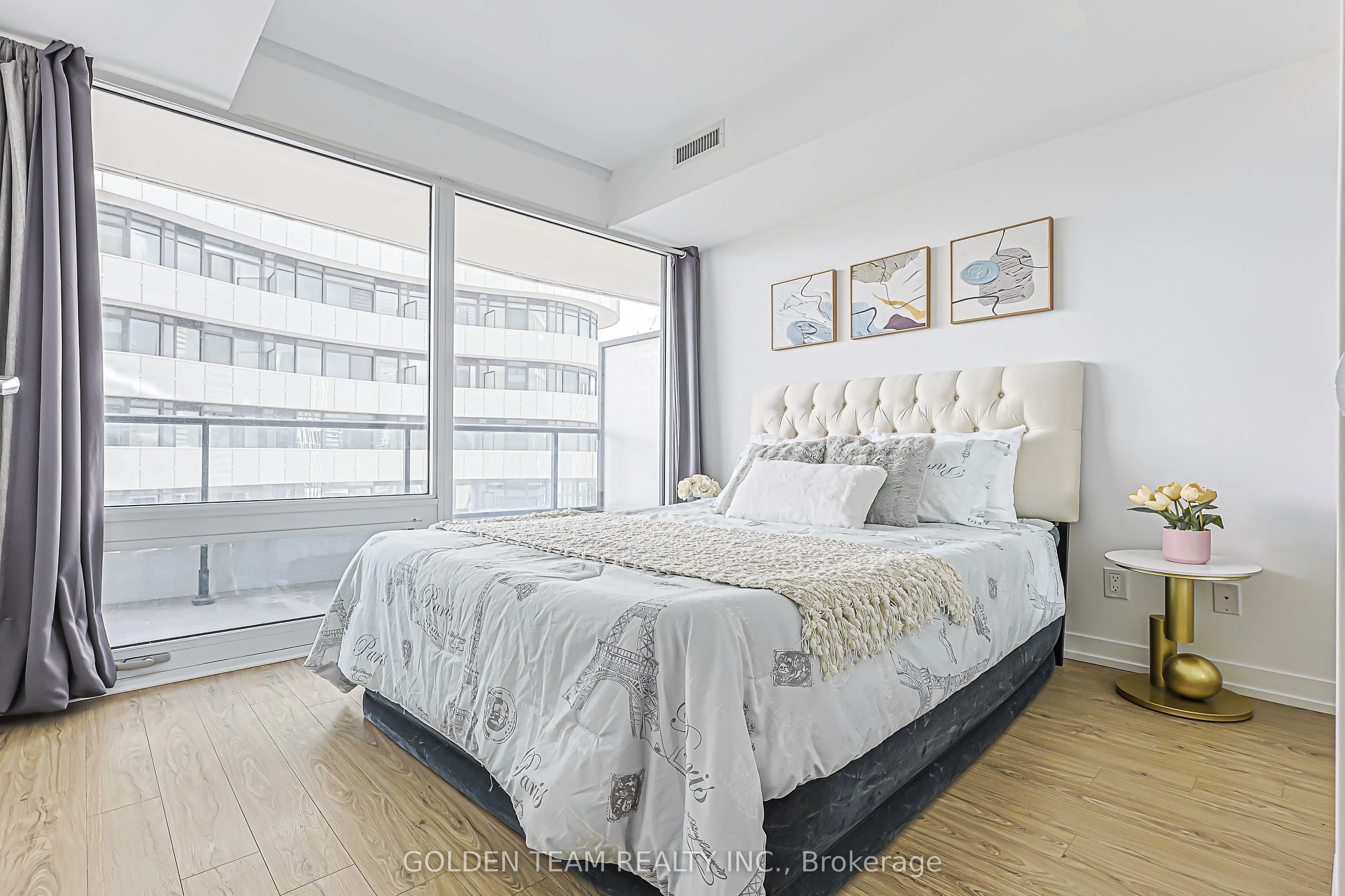 85 Wood Street #3802