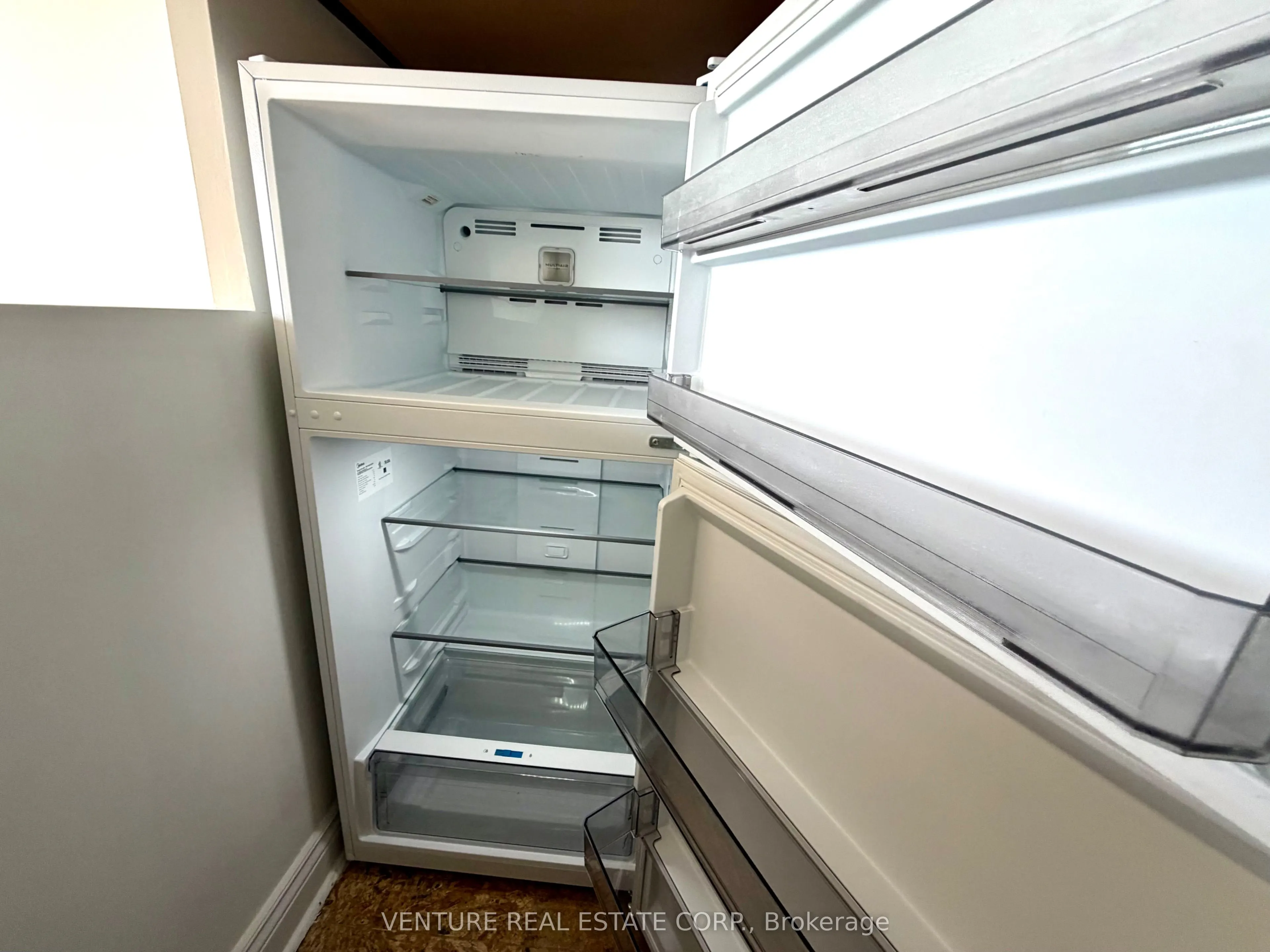 5949 Yonge Street #801
