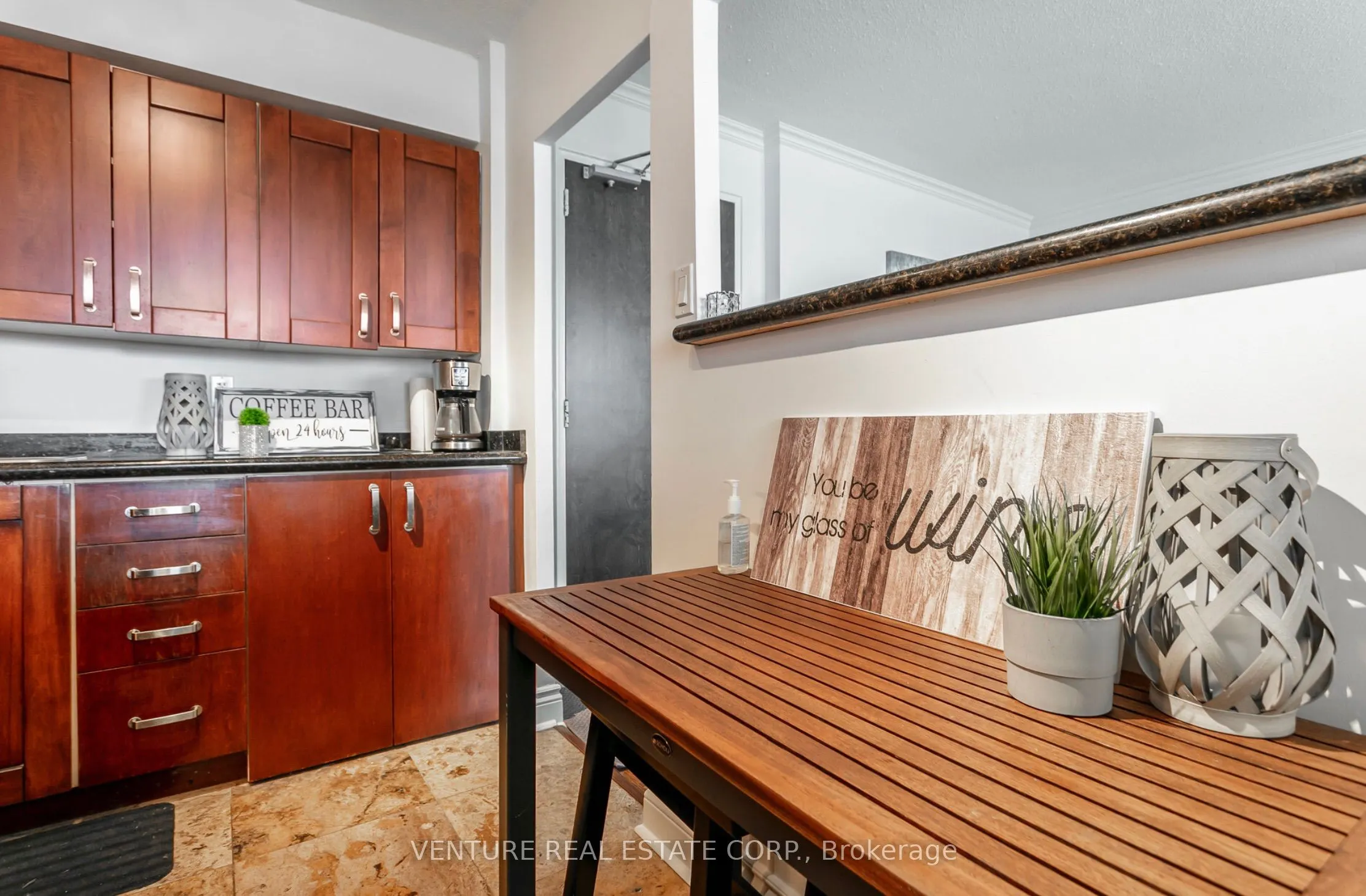 5949 Yonge Street #801