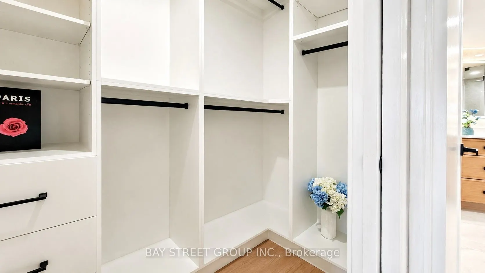 85 Skymark Drive #2201