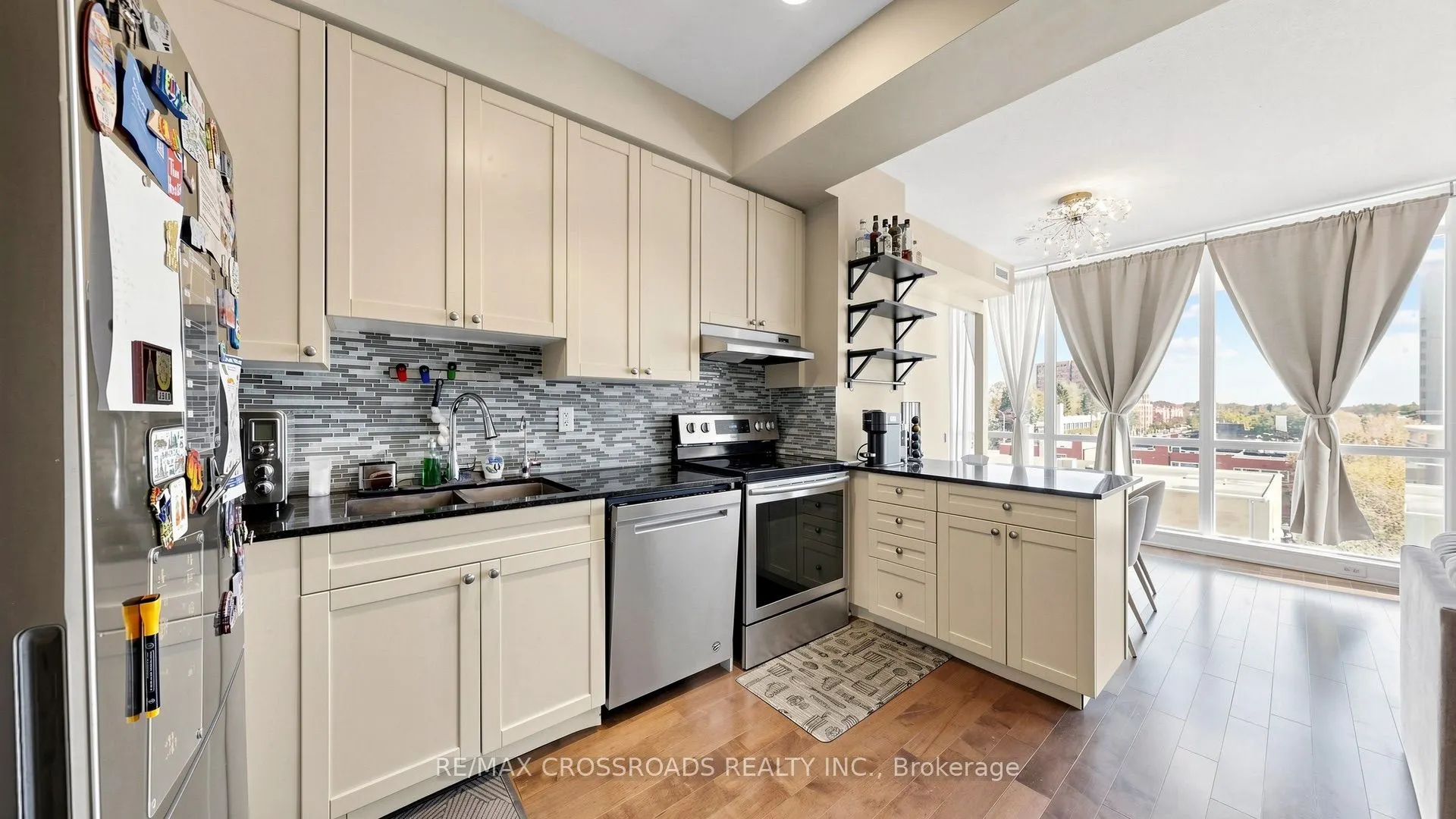 30 Canterbury Place #606