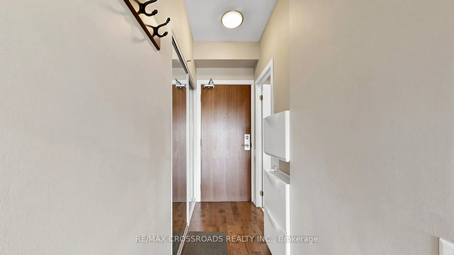 30 Canterbury Place #606
