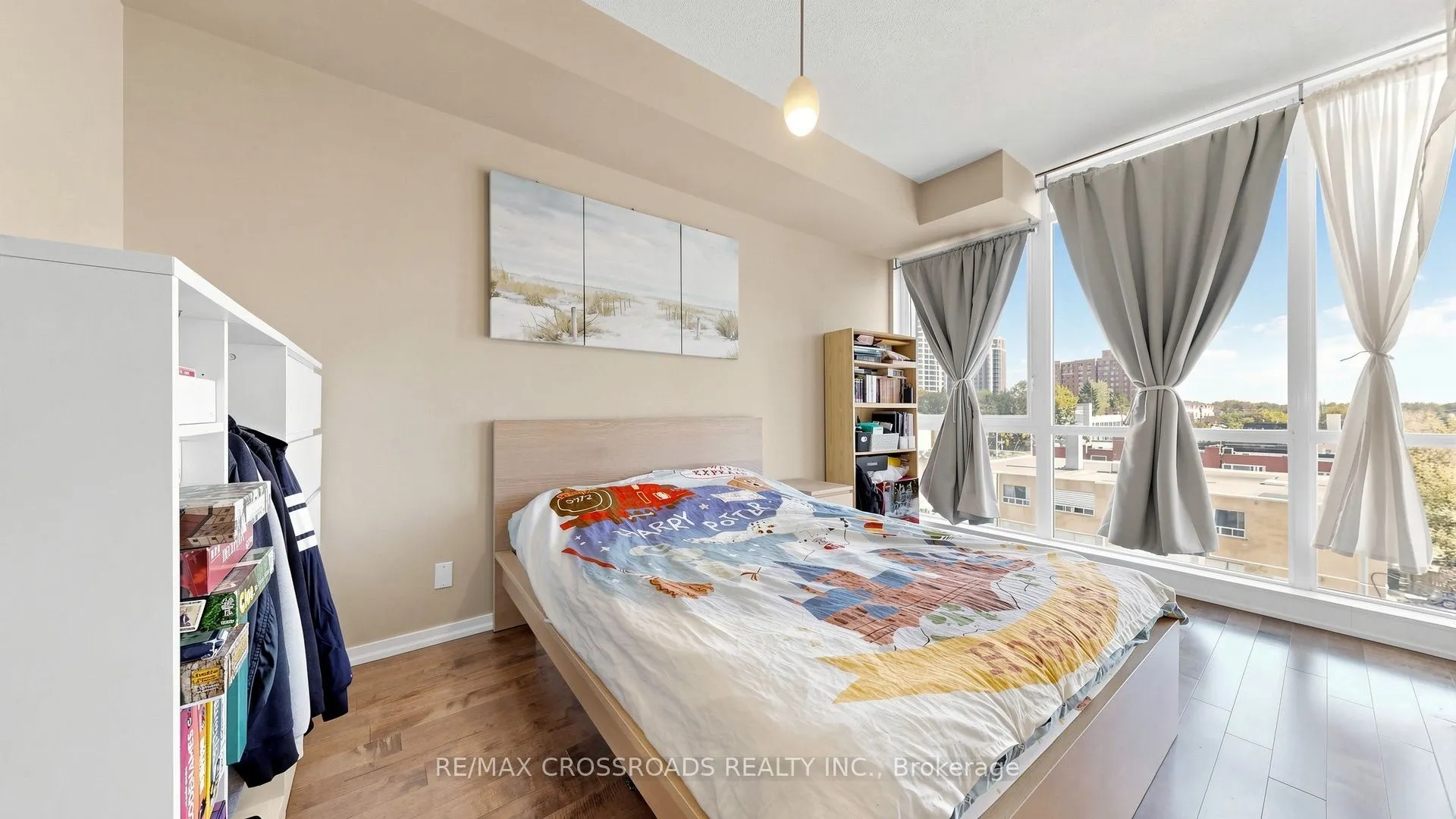 30 Canterbury Place #606