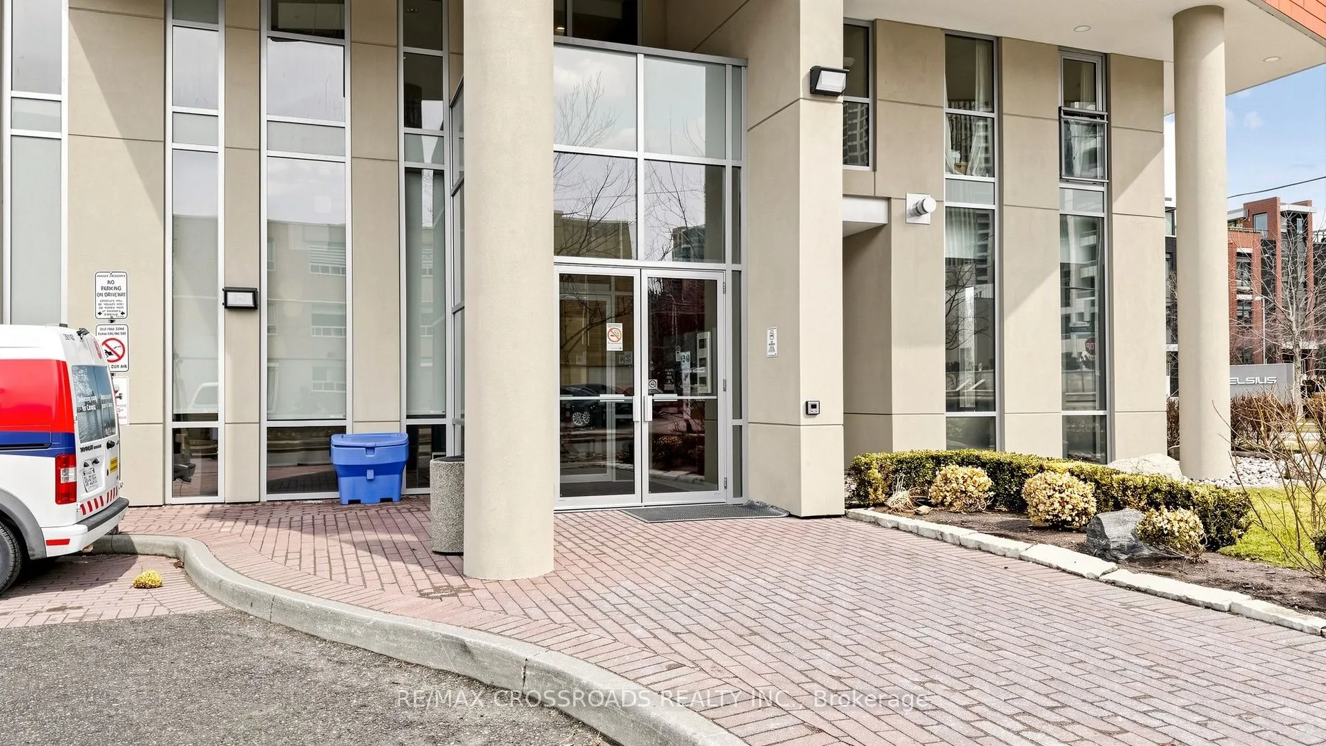 30 Canterbury Place #606