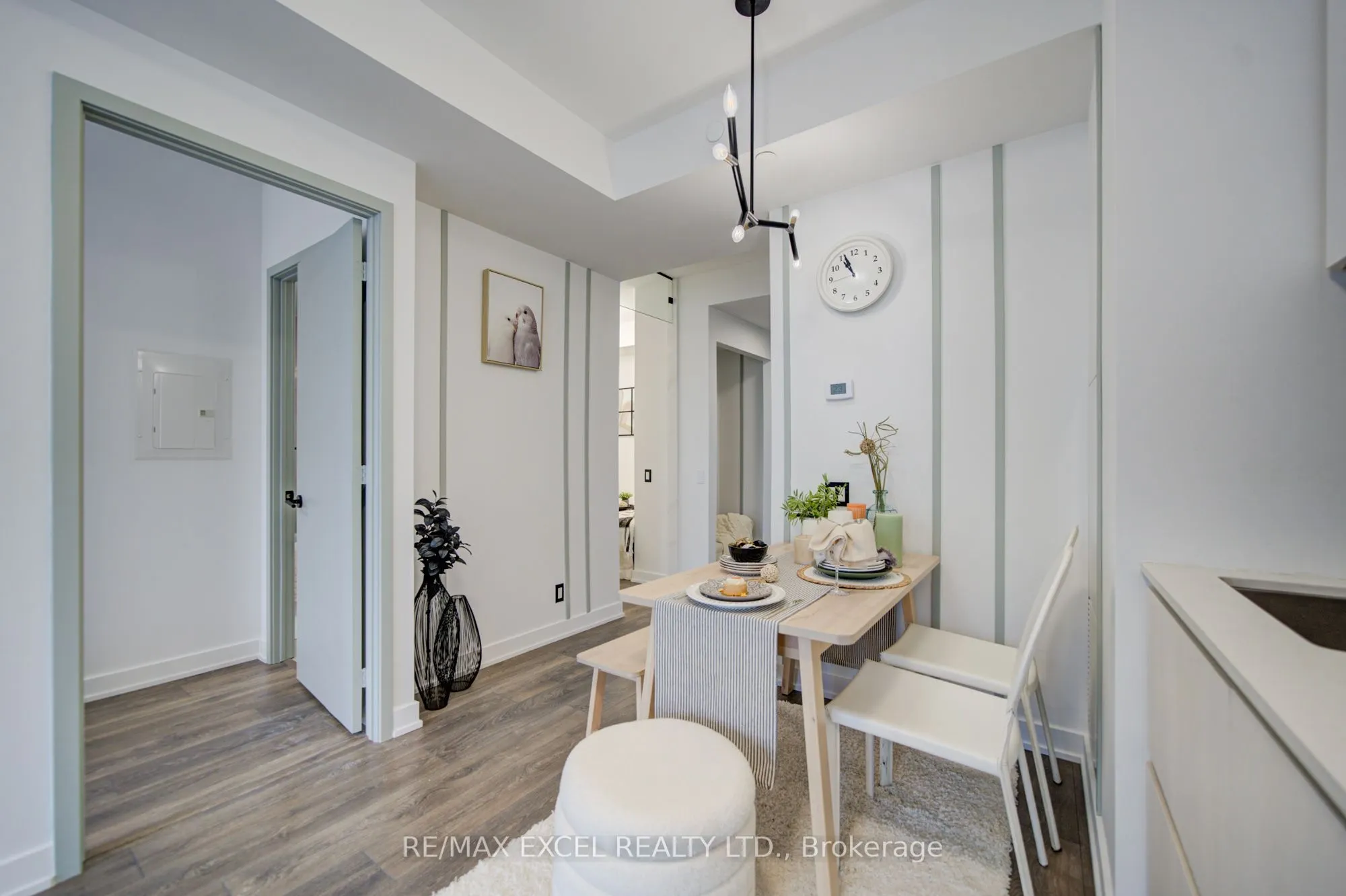 108 Peter Street #2708