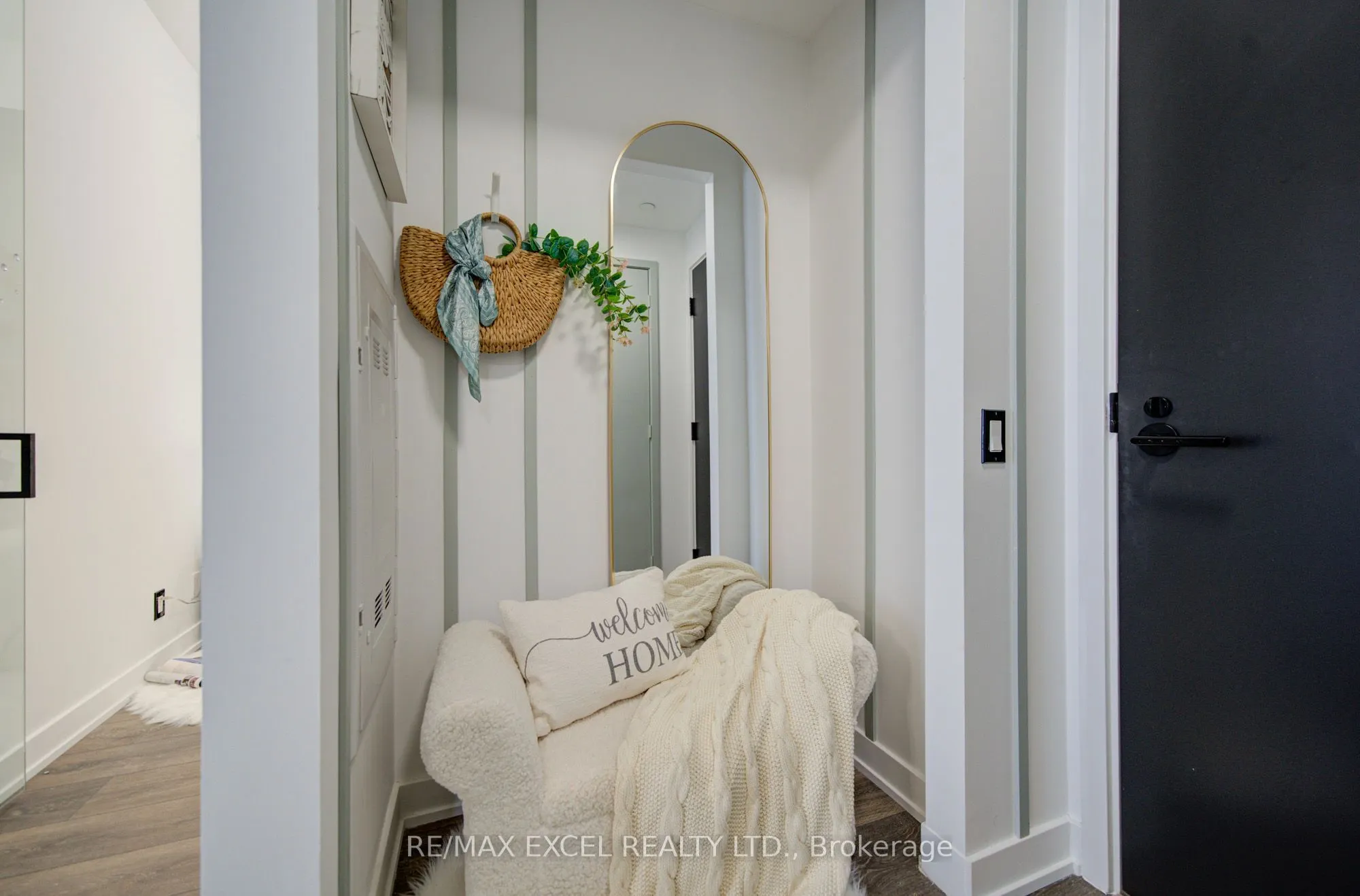 108 Peter Street #2708