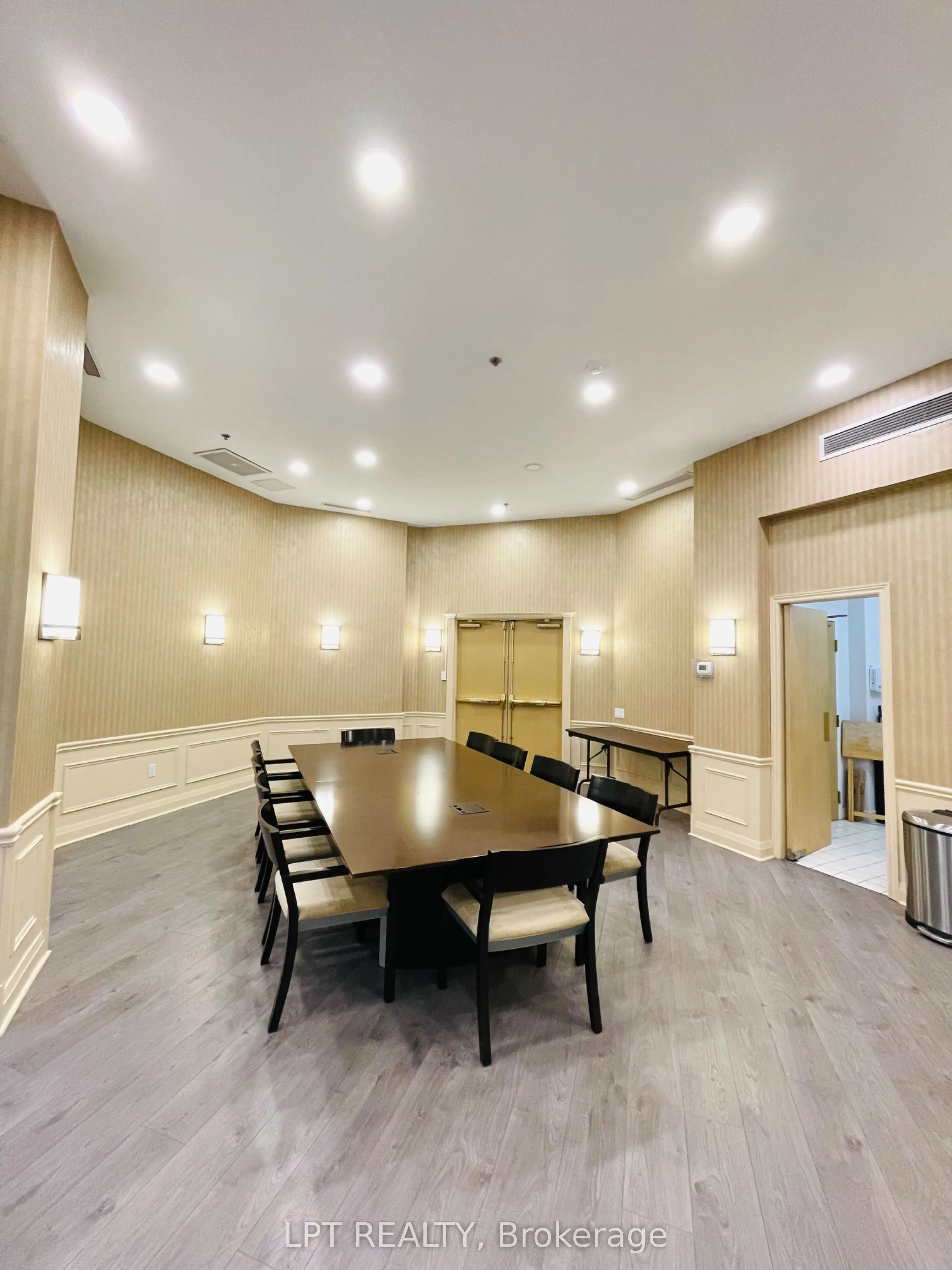 2 Edith Drive #308