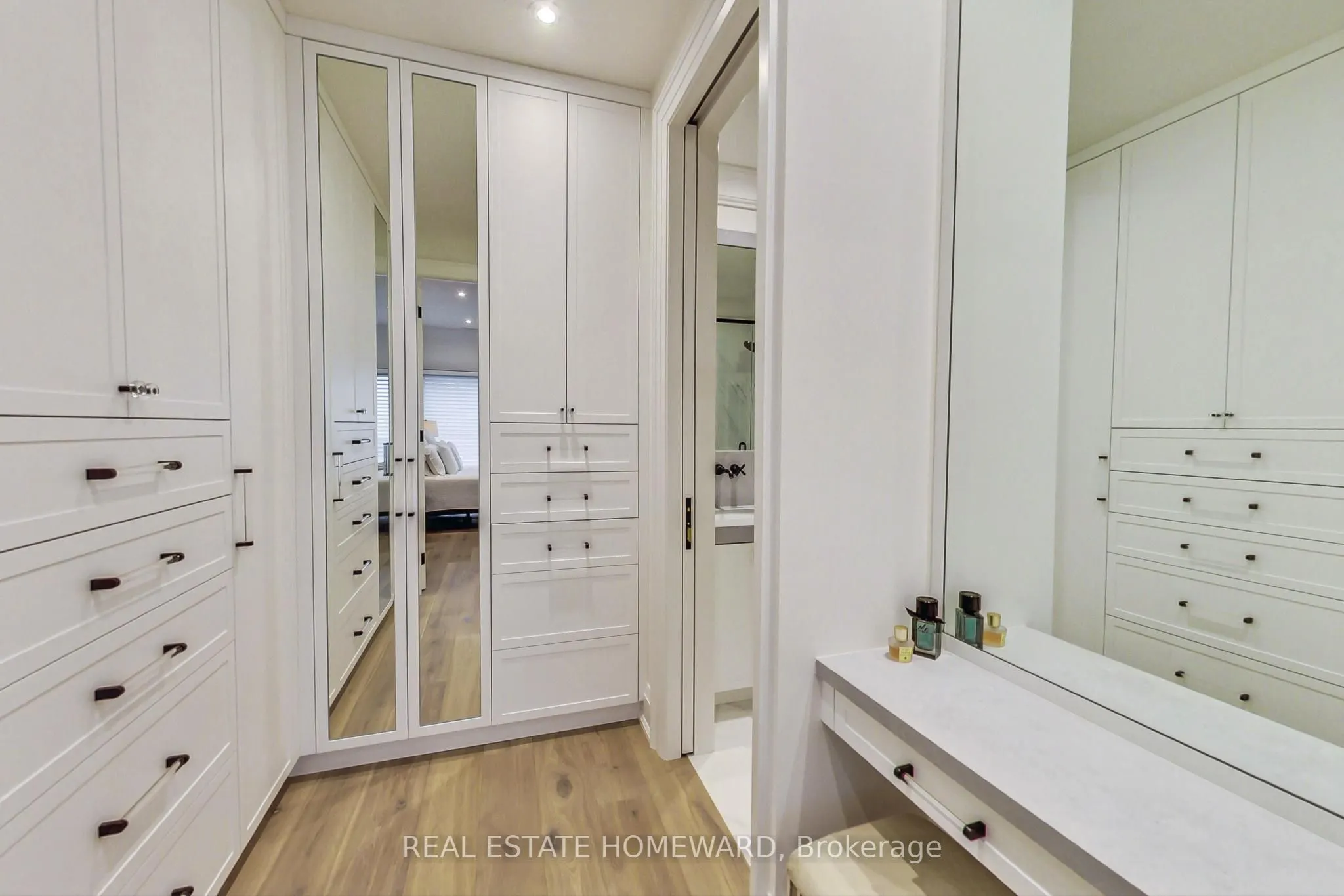 55 Harbour Square #3612