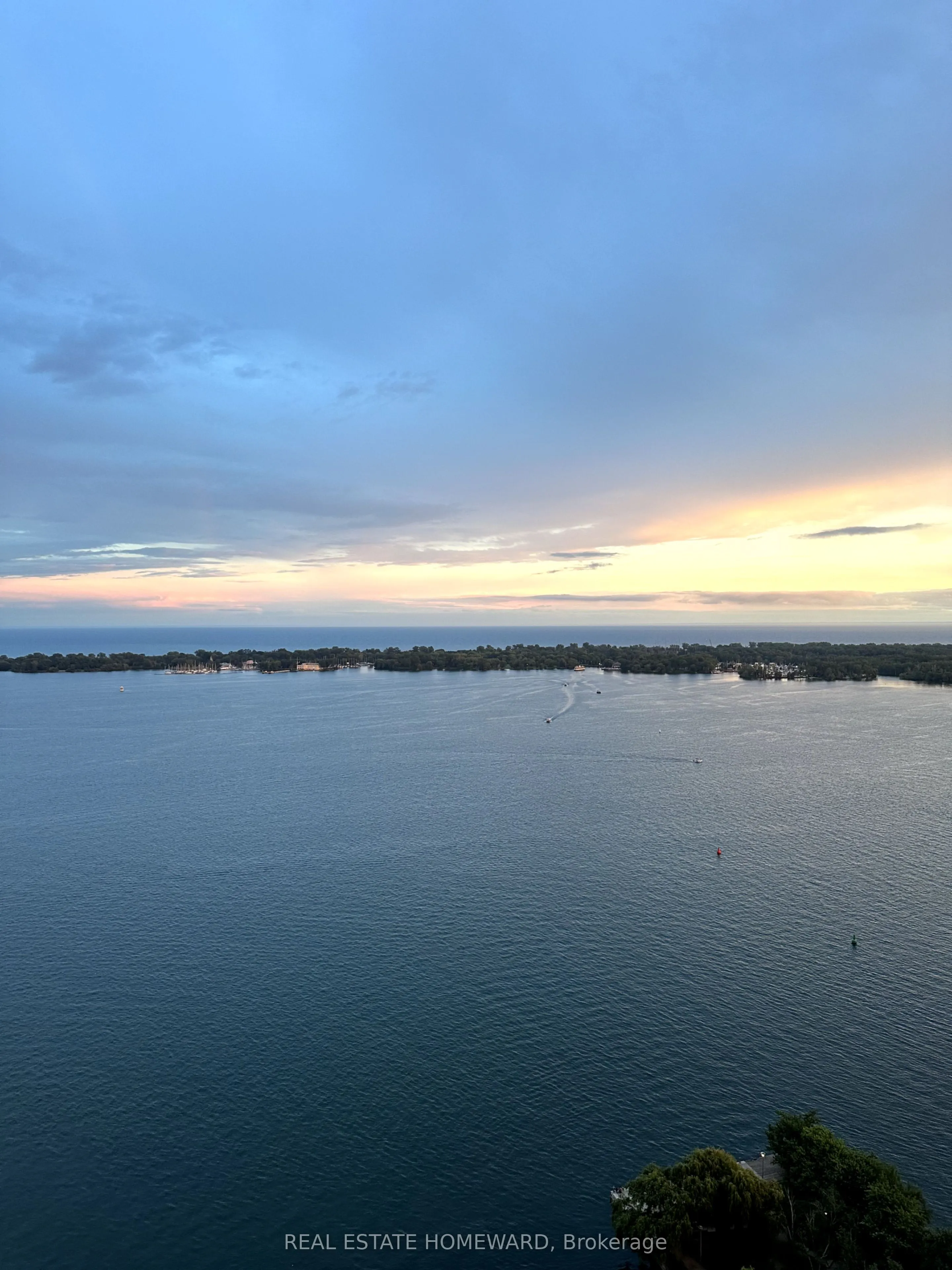 55 Harbour Square #3612