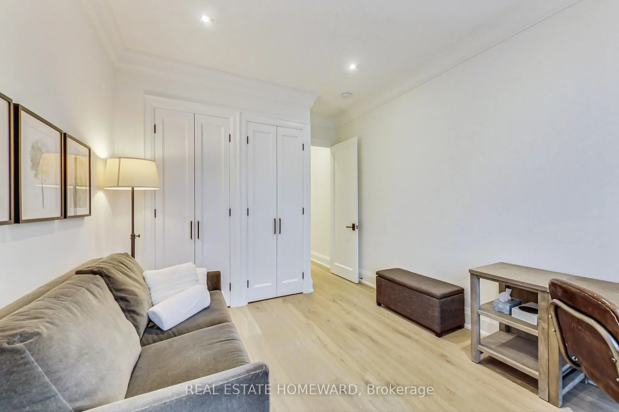55 Harbour Square #3612