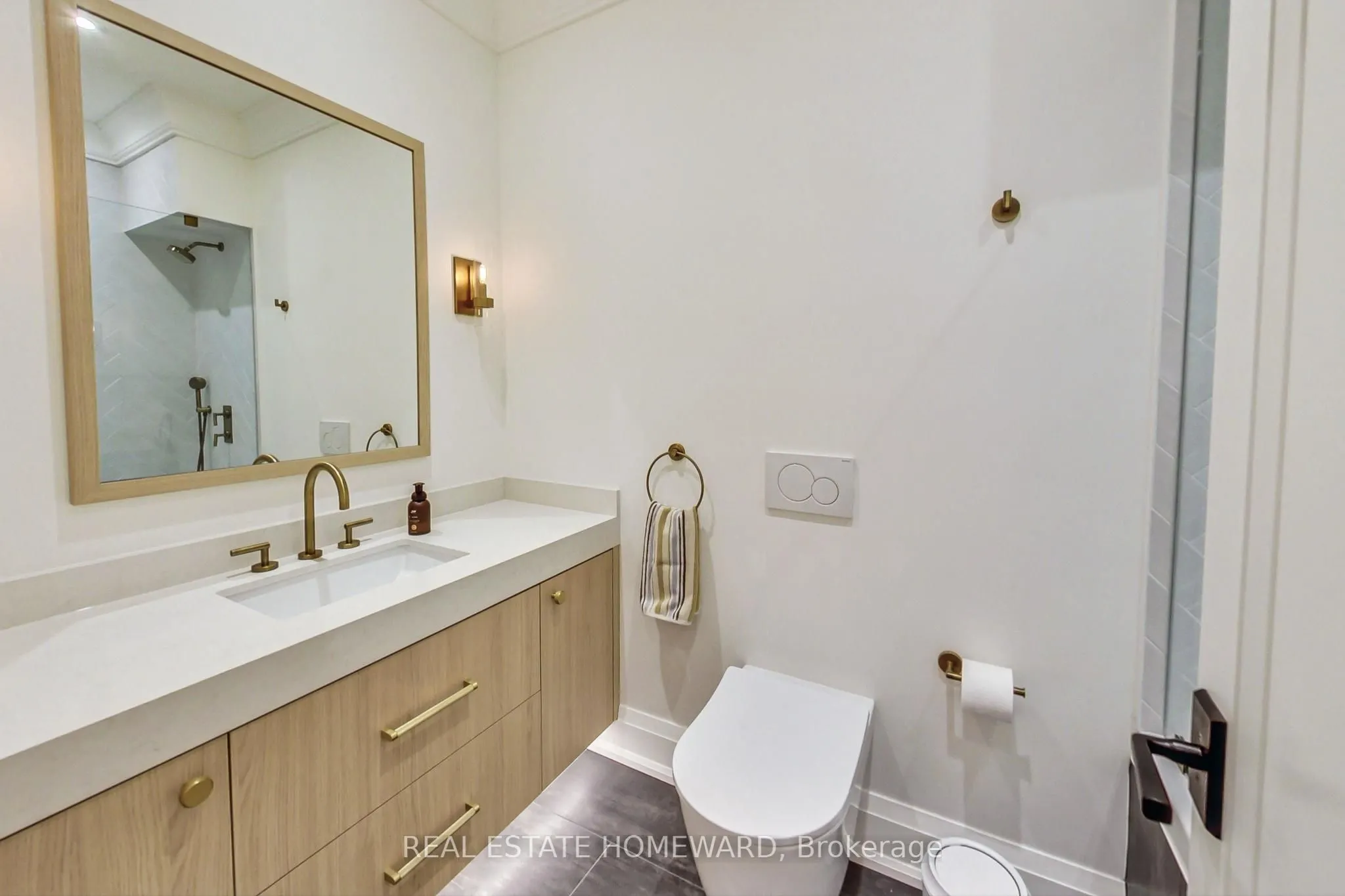 55 Harbour Square #3612