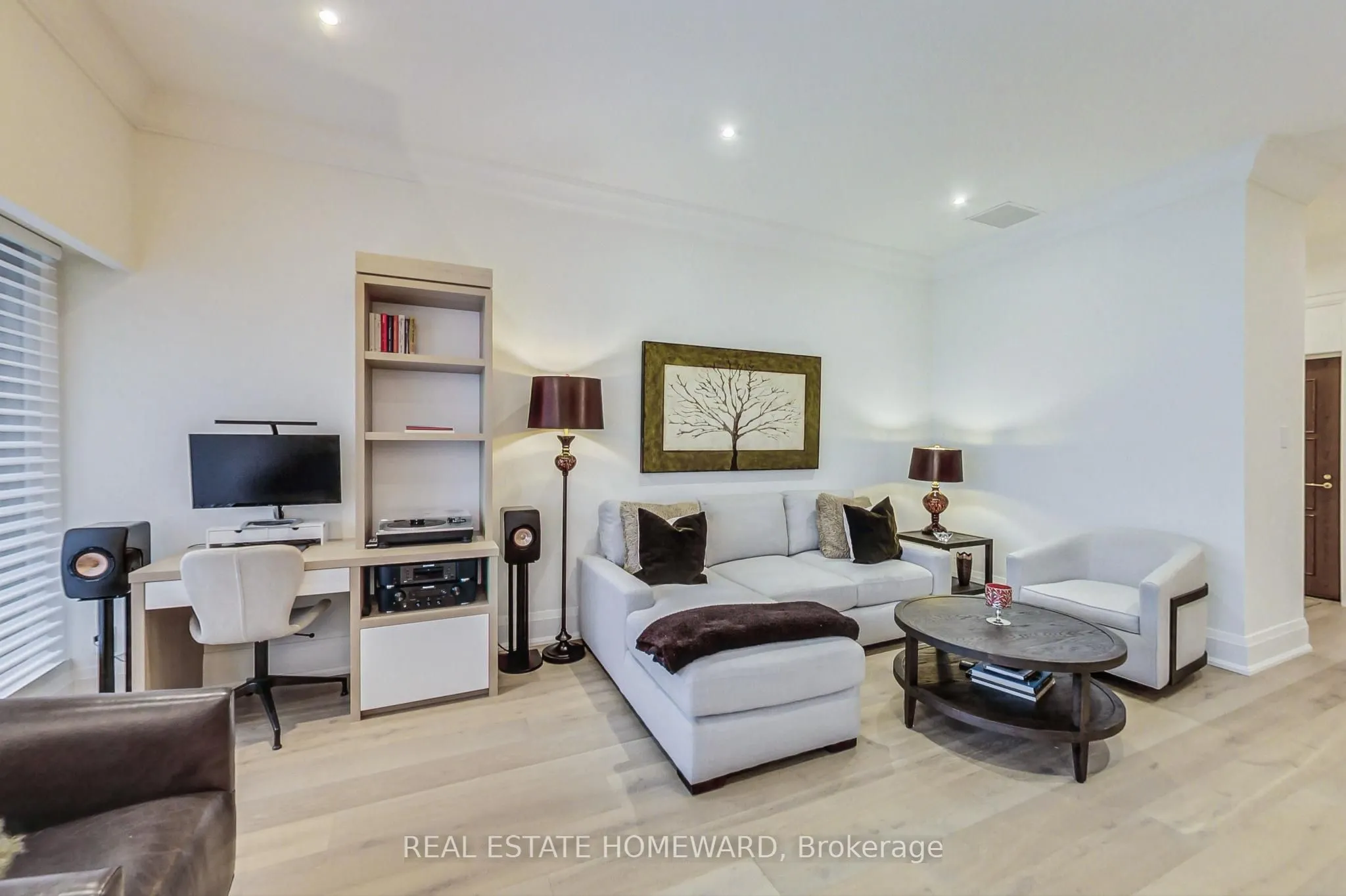 55 Harbour Square #3612