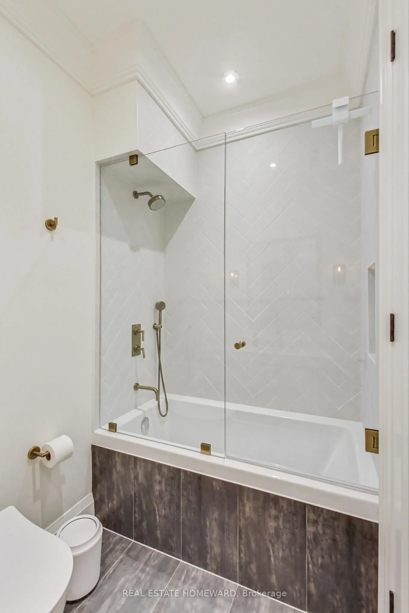 55 Harbour Square #3612