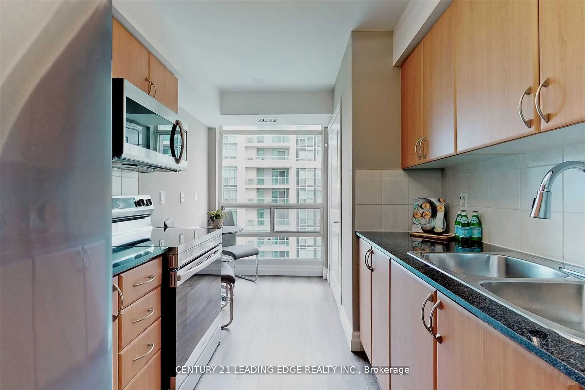 35 BALES Avenue #2211