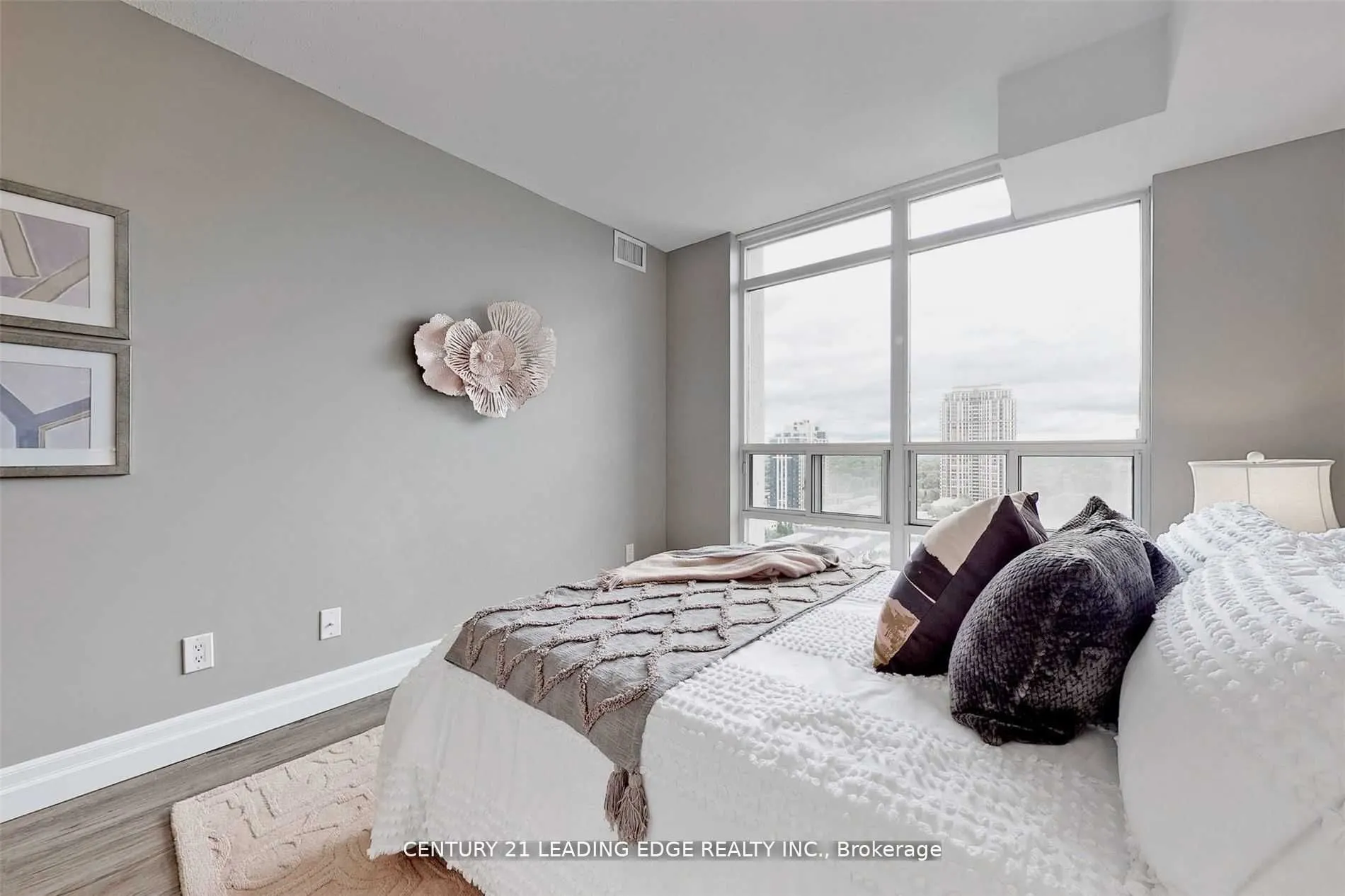 35 BALES Avenue #2211