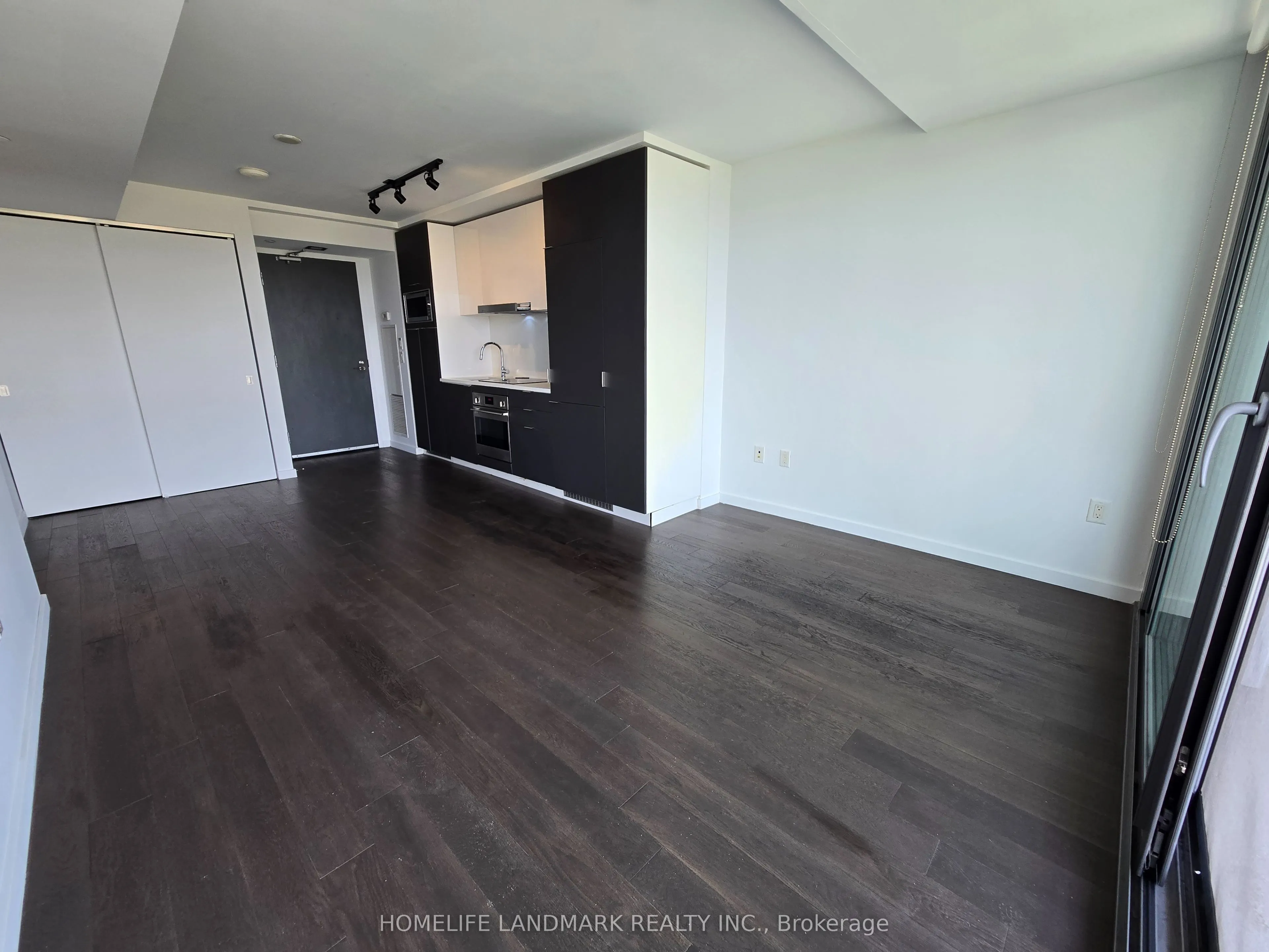 170 Bayview Avenue #715
