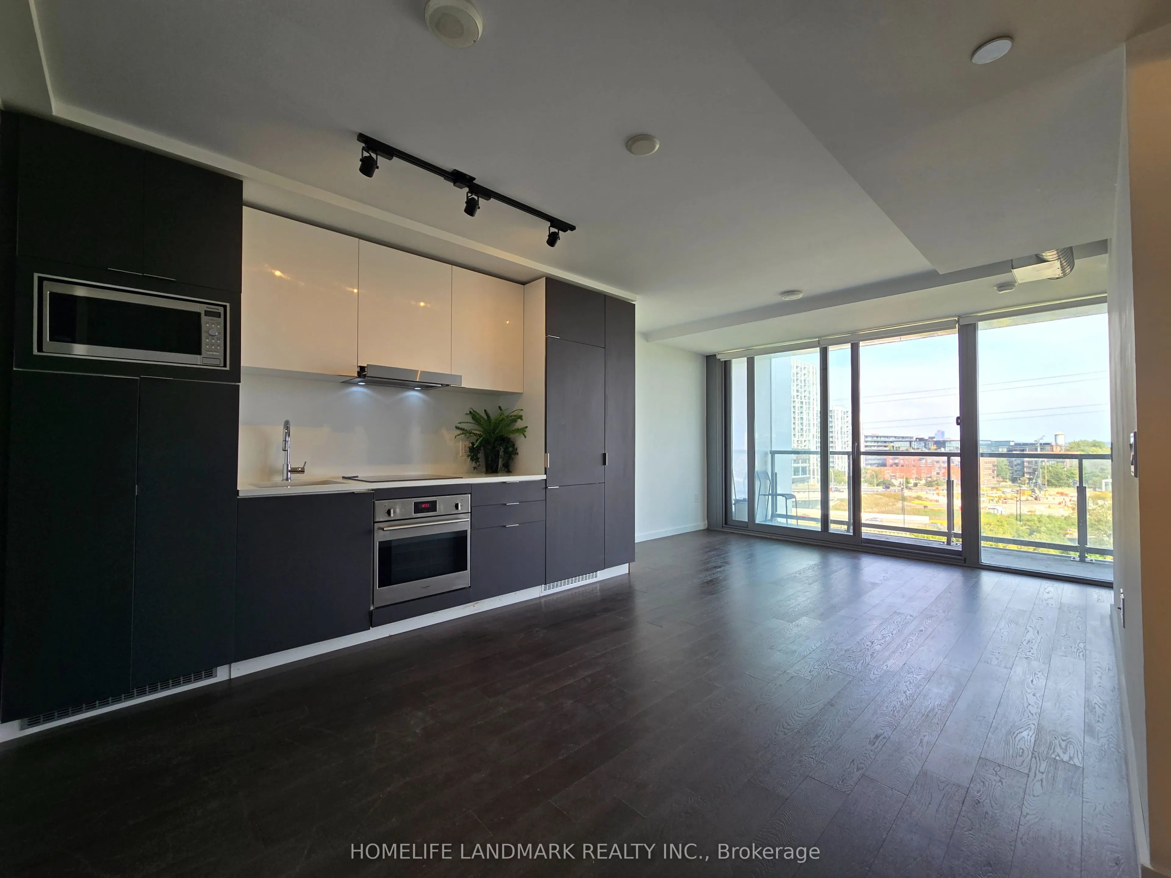 170 Bayview Avenue #715