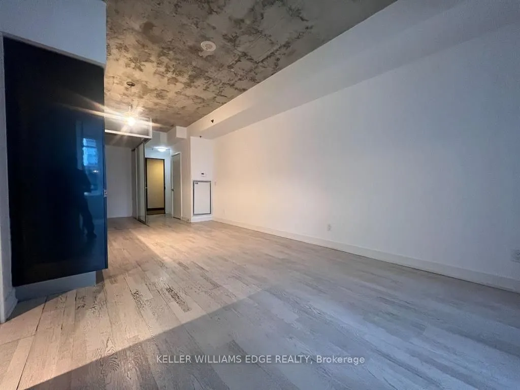 20 Gladstone Avenue #302