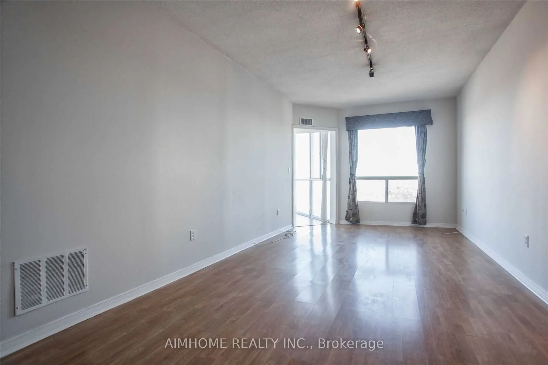 5 Concorde Place #3711