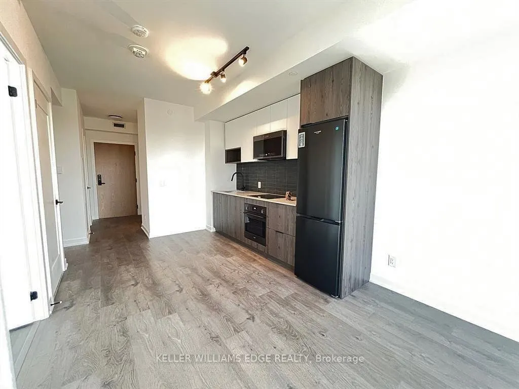 5 Defries Street #3010