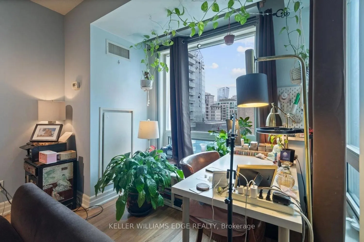8 Scollard Street #1408