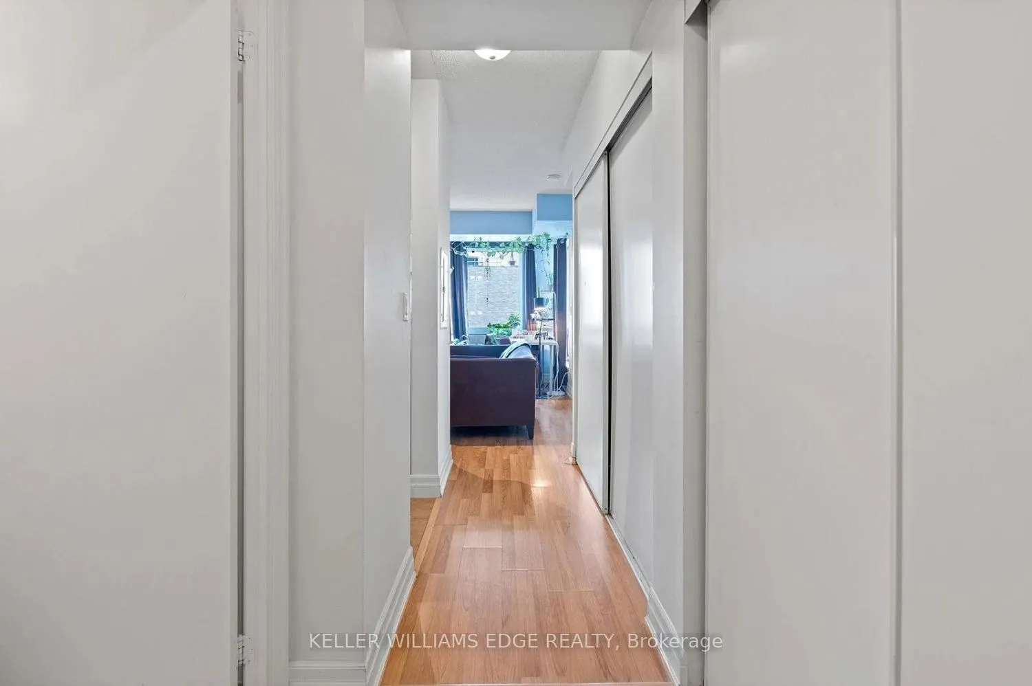 8 Scollard Street #1408