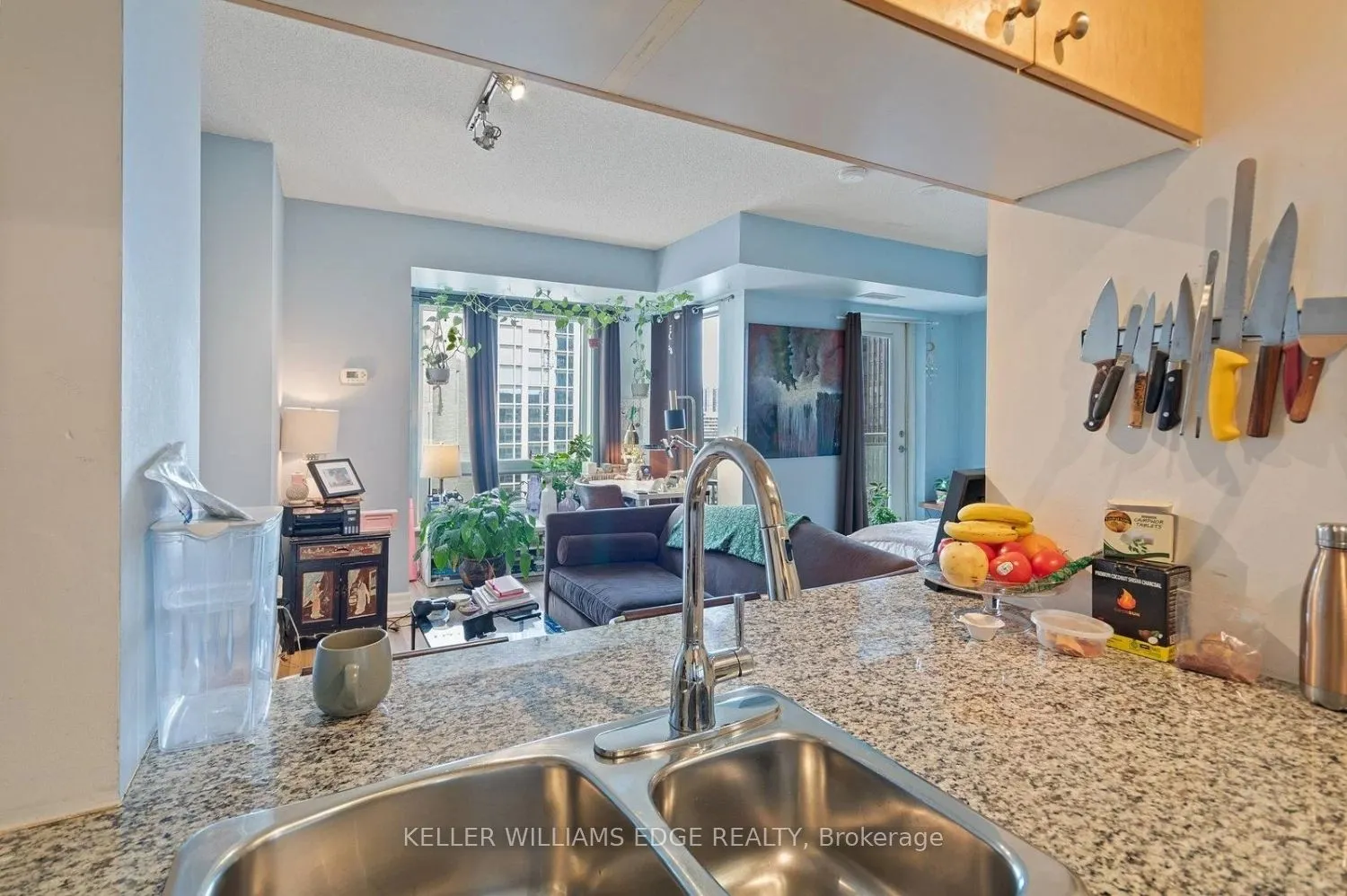 8 Scollard Street #1408