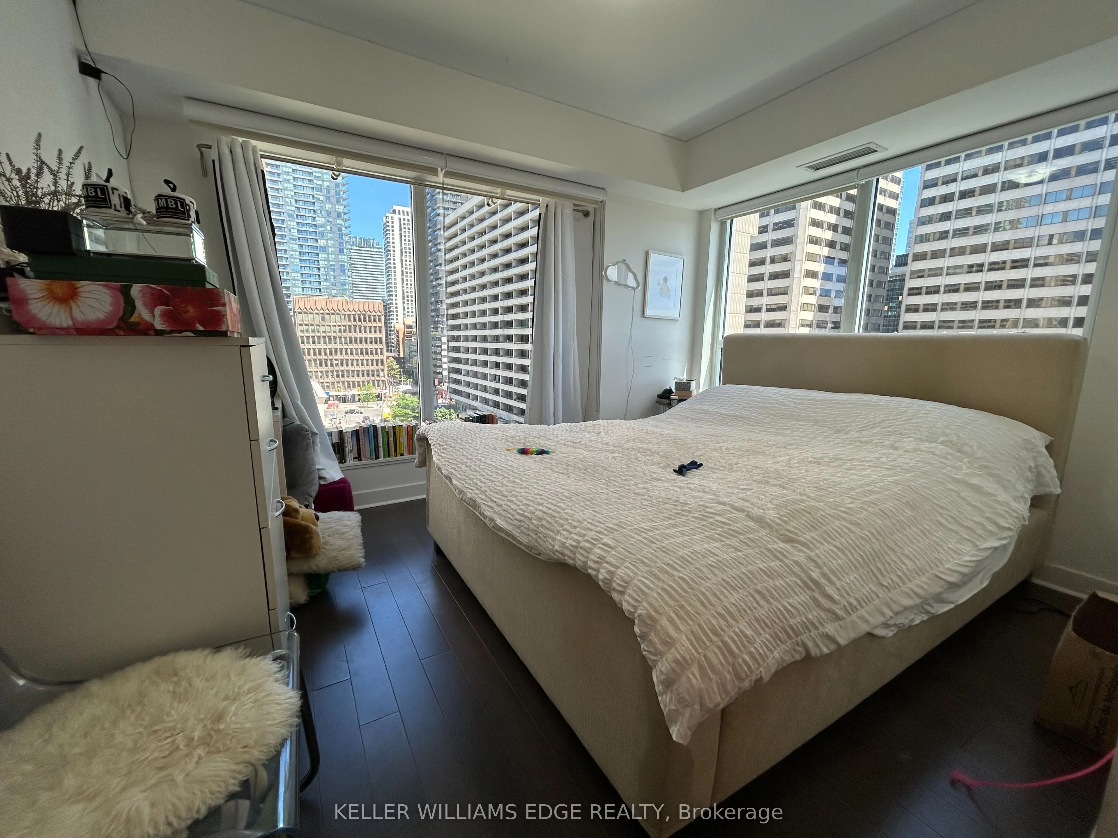 58 Orchard View Boulevard #707