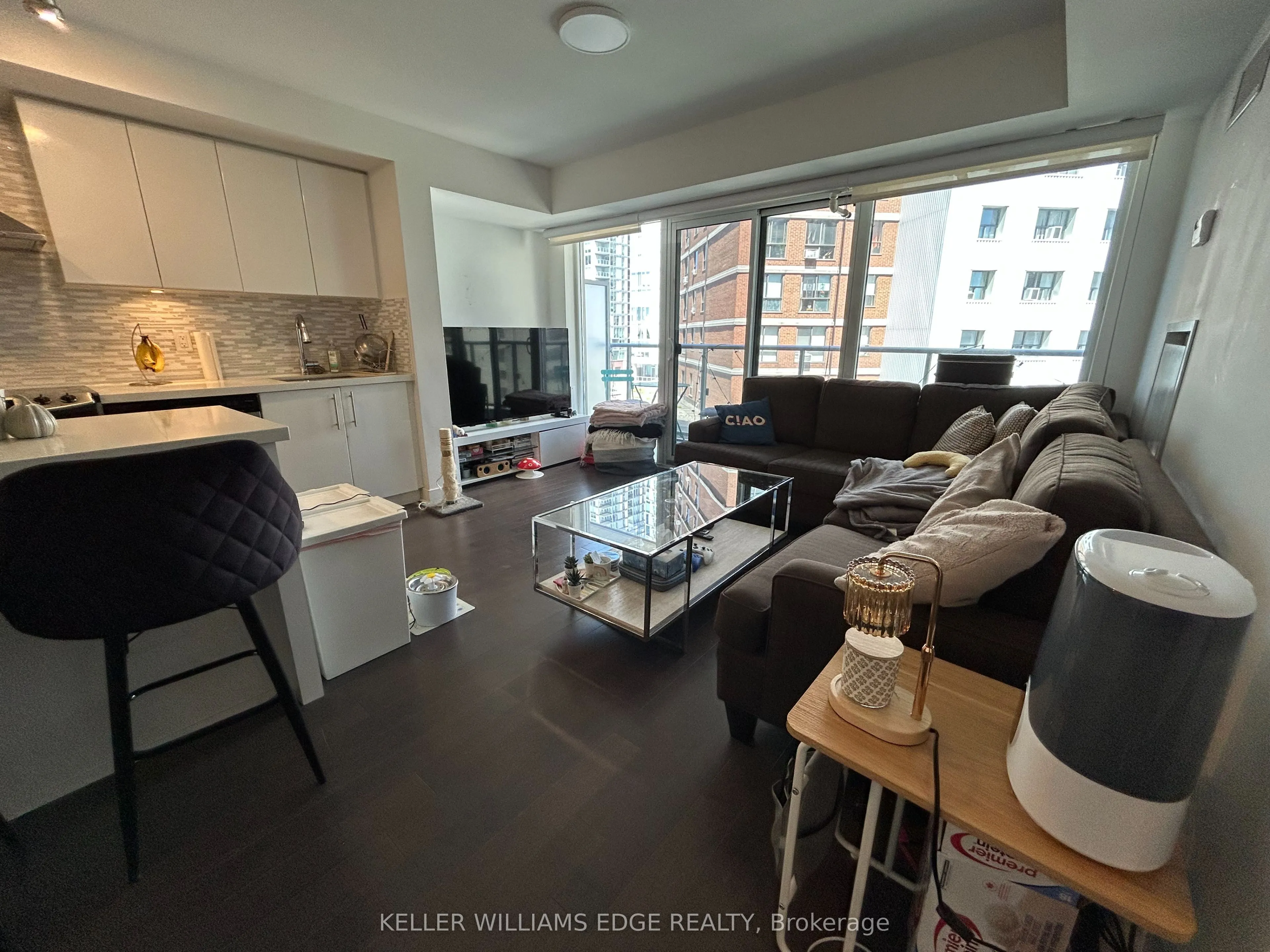 58 Orchard View Boulevard #707
