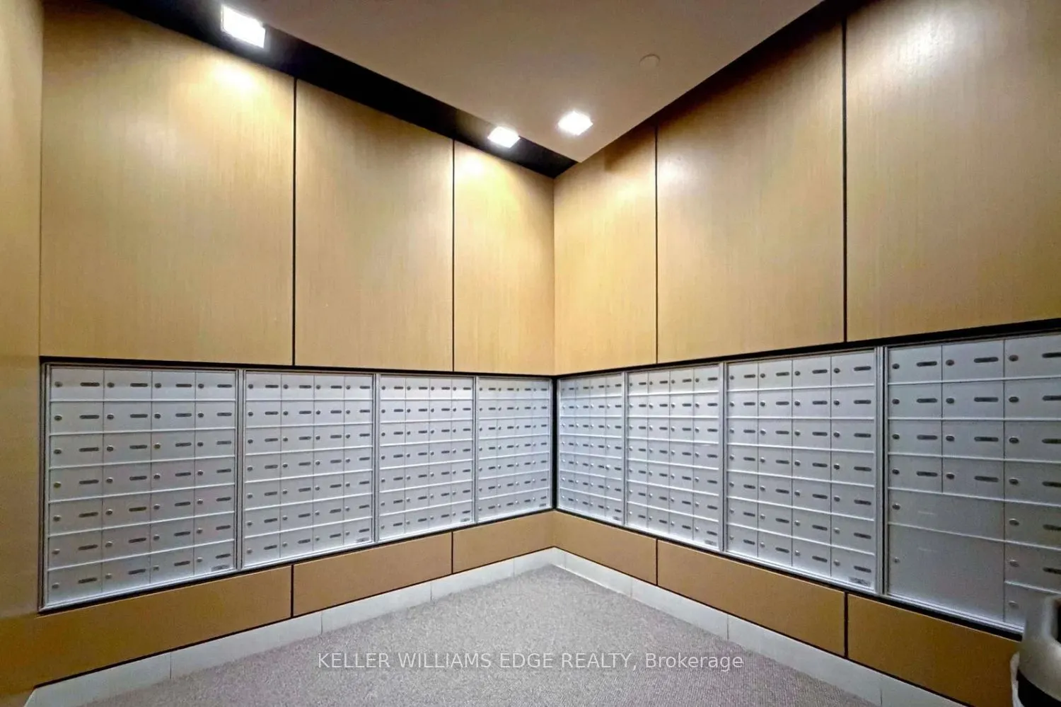 58 Orchard View Boulevard #707