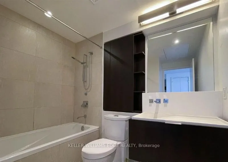 101 Charles Street E #2809