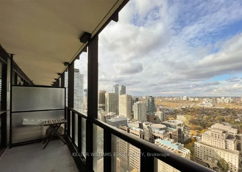 101 Charles Street E #2809