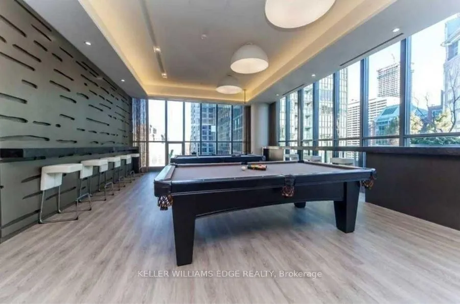 101 Charles Street E #2809