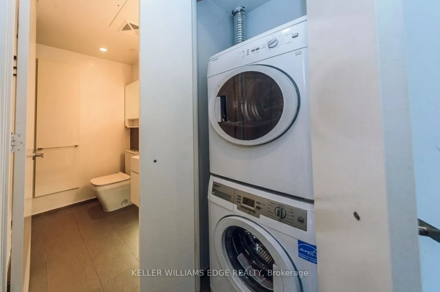 45 Charles Street E #4005