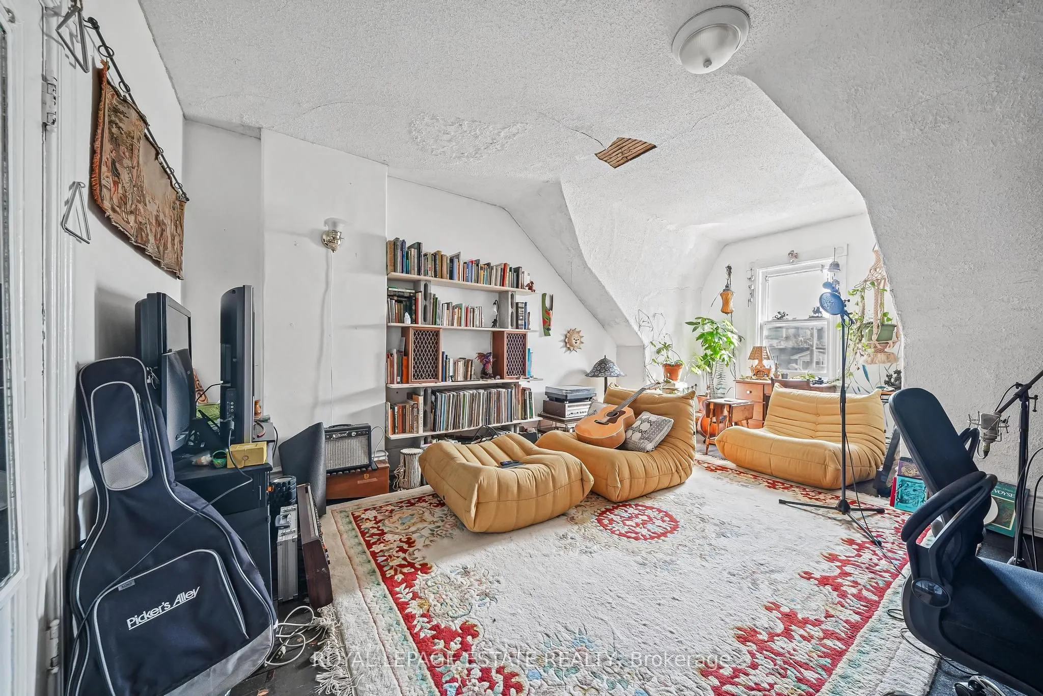 110-112 Baldwin Street