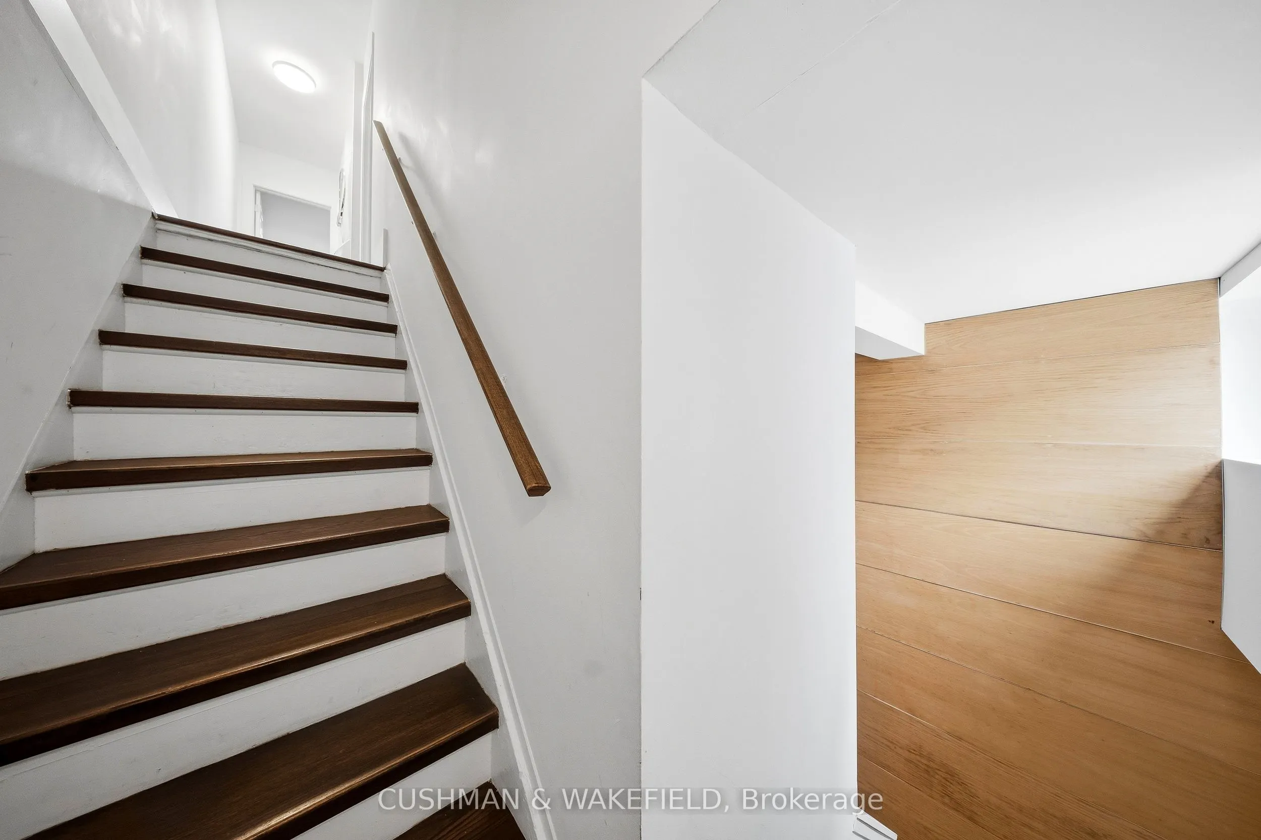 507 Queen Street W