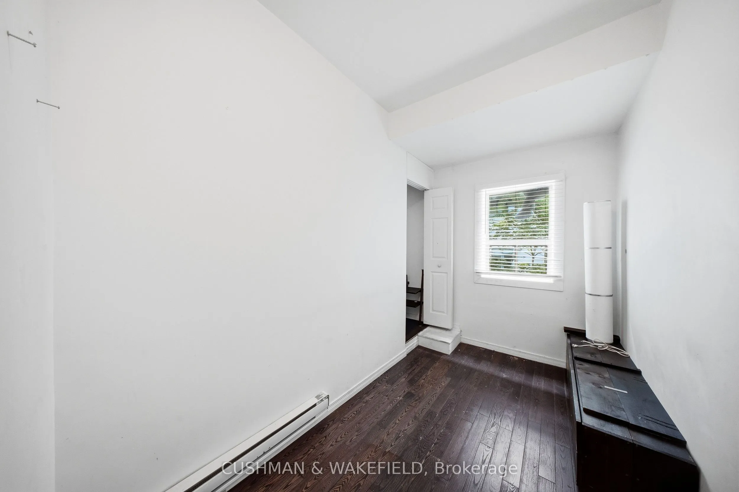 507 Queen Street W
