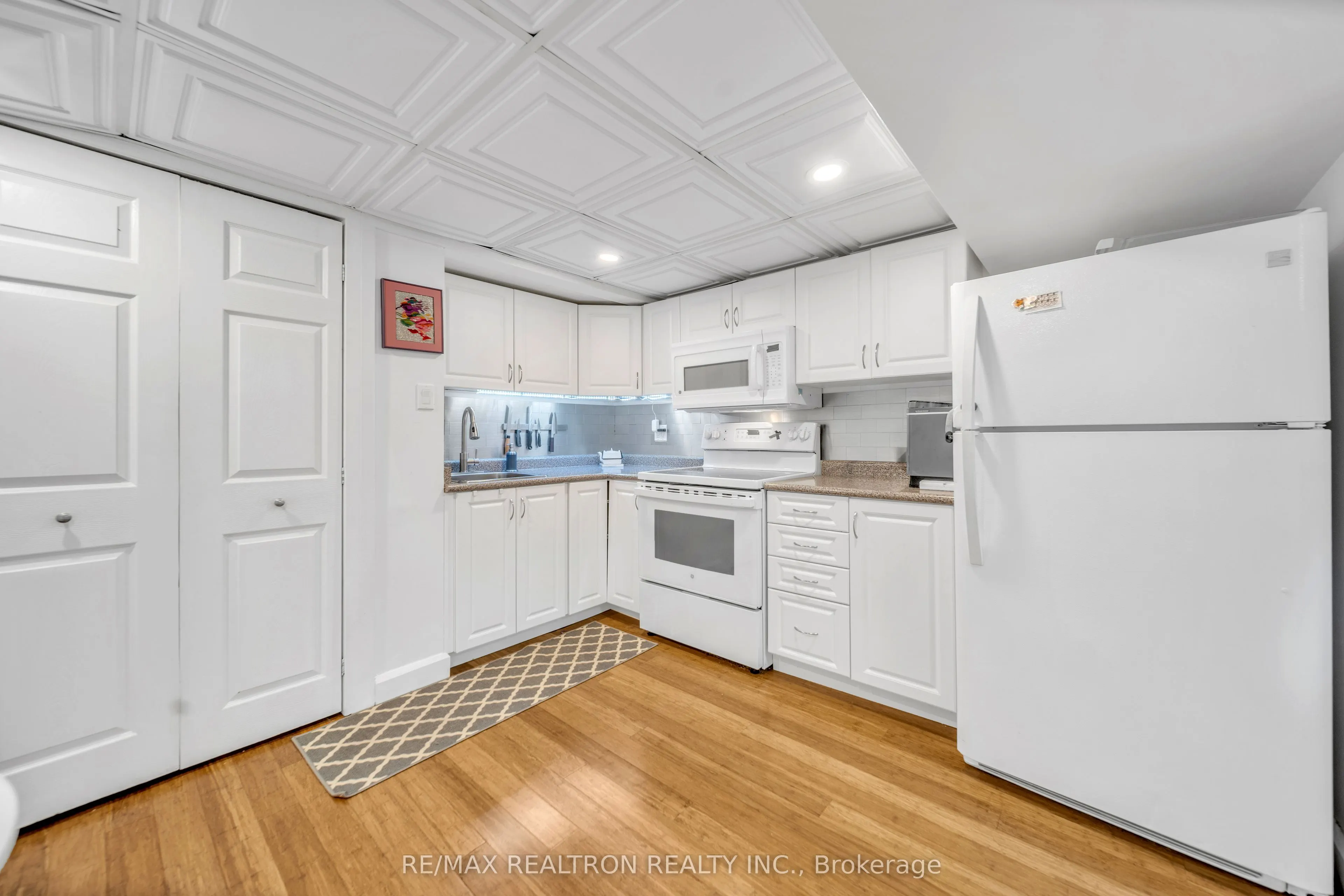 79 Paperbirch Drive