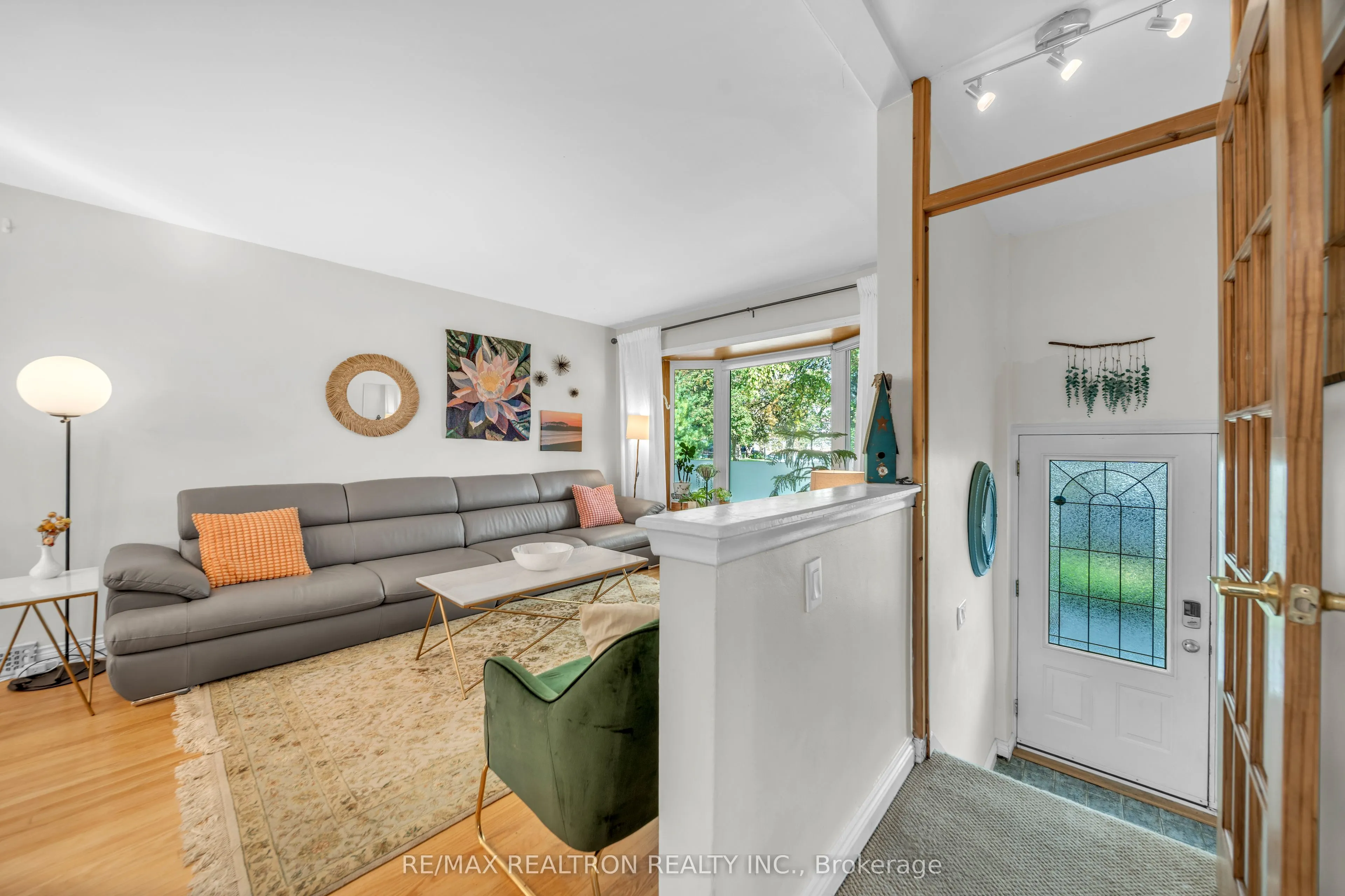 79 Paperbirch Drive