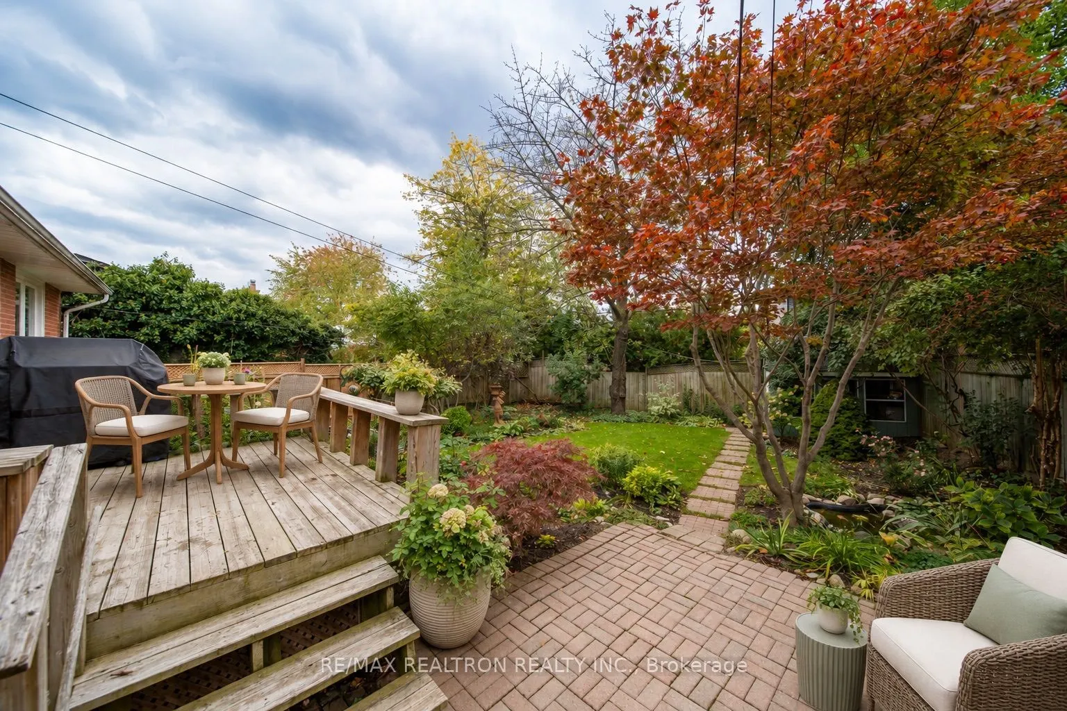79 Paperbirch Drive