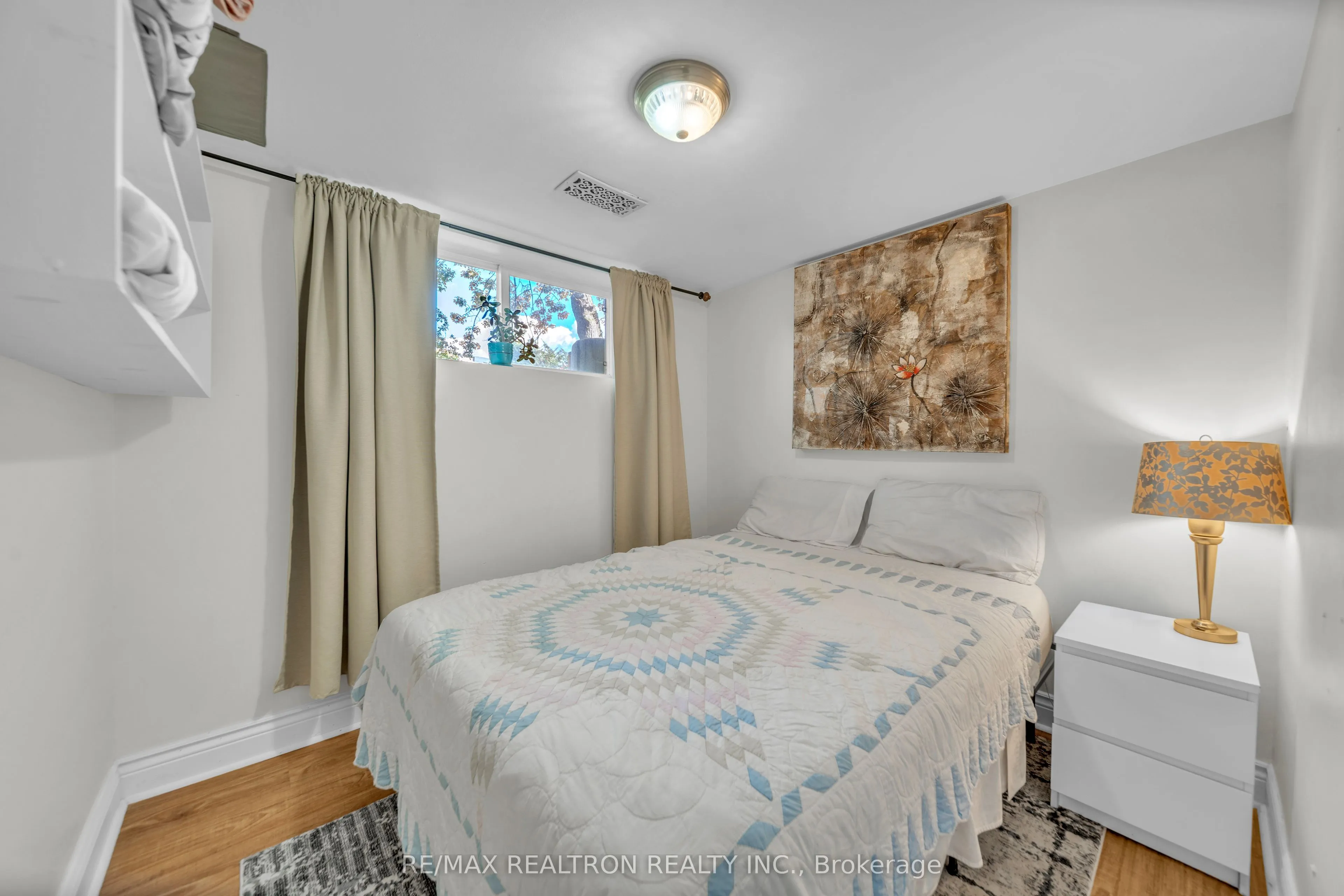 79 Paperbirch Drive