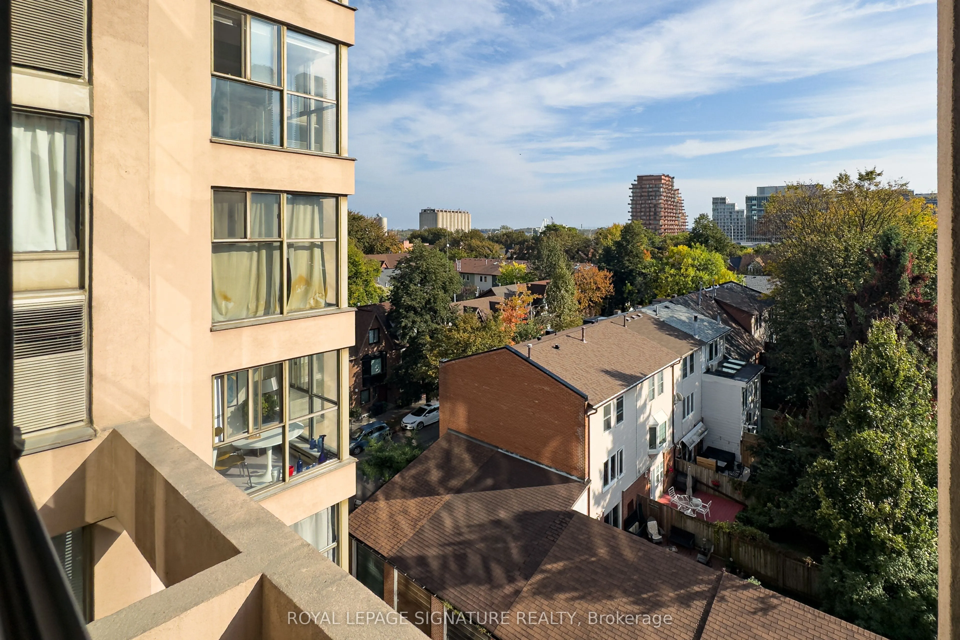 65 Scadding Avenue #722