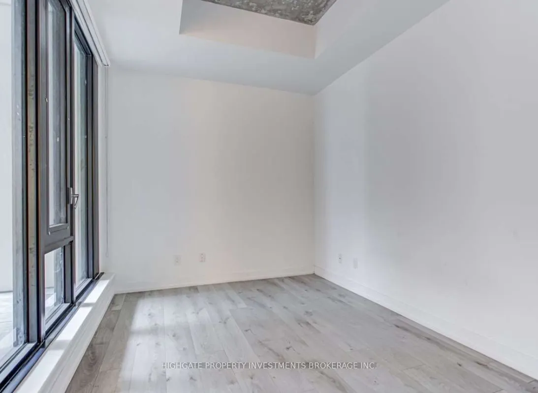 161 Roehampton Avenue #228